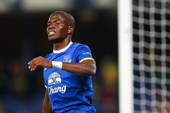 LIVERPOOL, ENGLAND - SEPTEMBER 20: Enner Valencia of Everton looks dejected after missing a chance during the EFL Cup match between Everton and Norwich City at Goodison Park on September 20, 2016 in Liverpool, England. (Photo by Robbie Jay Barratt - AMA/G