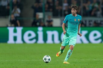 Moenchengladbach, Germany 28.09.2016, UEFA Champions League - 2016/17 Season, Group C - Matchday 2, Borussia Moenchengladbach - FC Barcelona, 1:2,  Sergi Roberto (Barcelona)  (Photo by TF-Images/Getty Images)