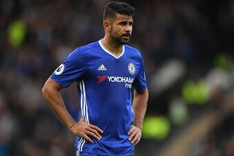 HULL, ENGLAND - OCTOBER 01: Diego Costa of Chelsea looks on during the Premier League match between Hull City and Chelsea at KCOM Stadium on October 1, 2016 in Hull, England.  (Photo by Laurence Griffiths/Getty Images)