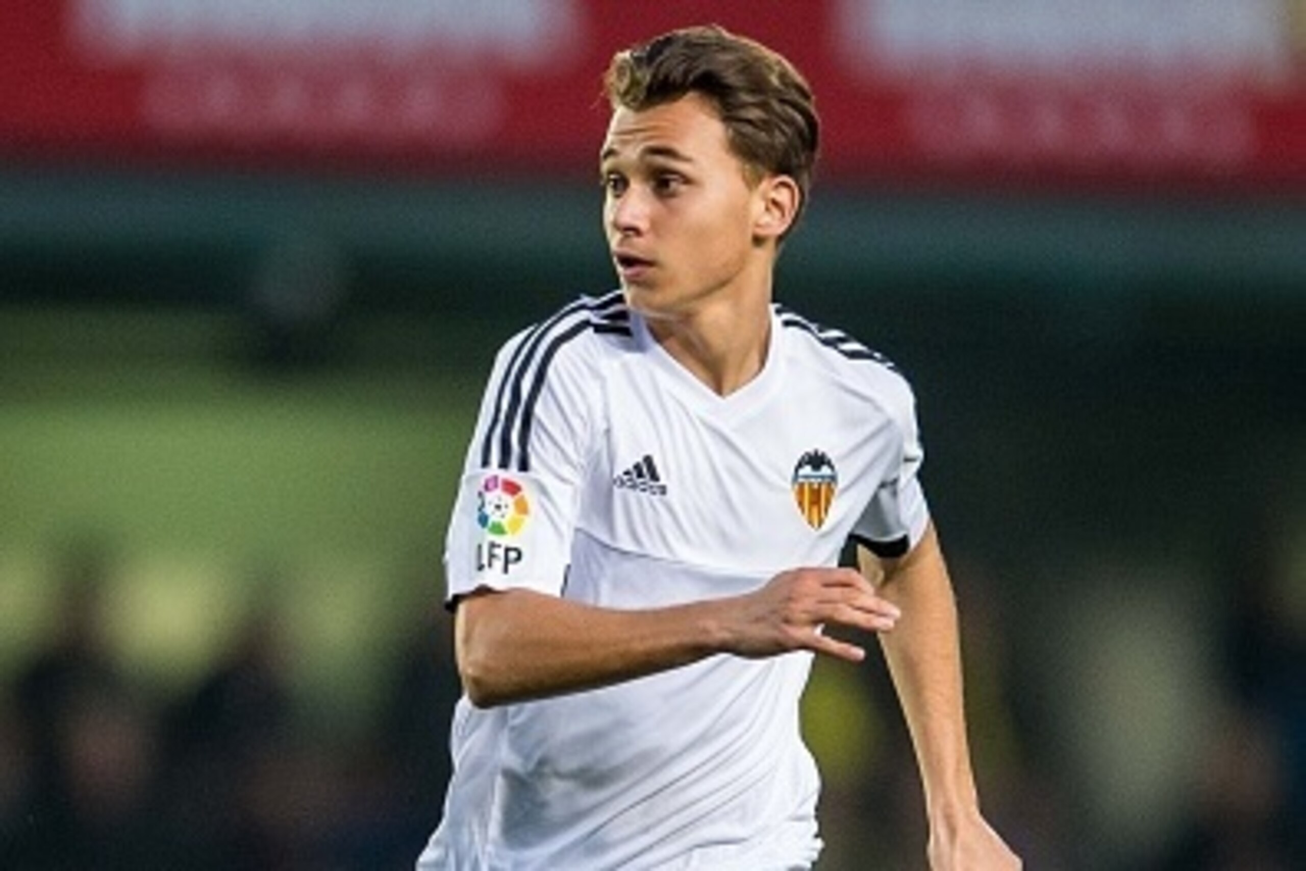 VILLARREAL, SPAIN - DECEMBER 31:  Fran Villalba of Valencia CF in action   during the Villarreal CF vs Valencia CF as part of the Liga BBVA 2015-2016 at El Madrigal on December 31, 2015 in Villarreal, Spain.  (Photo by Aitor Alcalde/Power Sport Images/Get