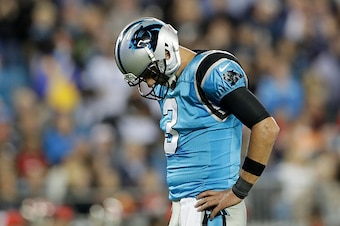 CHARLOTTE, NC - OCTOBER 10:  Derek Anderson #3 of the Carolina Panthers reacts after a play against the Tampa Bay Buccaneers in the 3rd quarter during their game at Bank of America Stadium on October 10, 2016 in Charlotte, North Carolina.  (Photo by Stree