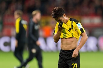 Leverkusen, Germany 01.10.2016, 1.Bundesliga 6. Spieltag, Bayer 04 Leverkusen - BV Borussia Dortmund, 2:0, Shinji Kagawa (BVB) nach der 2:0 niederlage   (Photo by TF-Images/Getty Images)