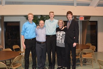 The whole Vanover family.