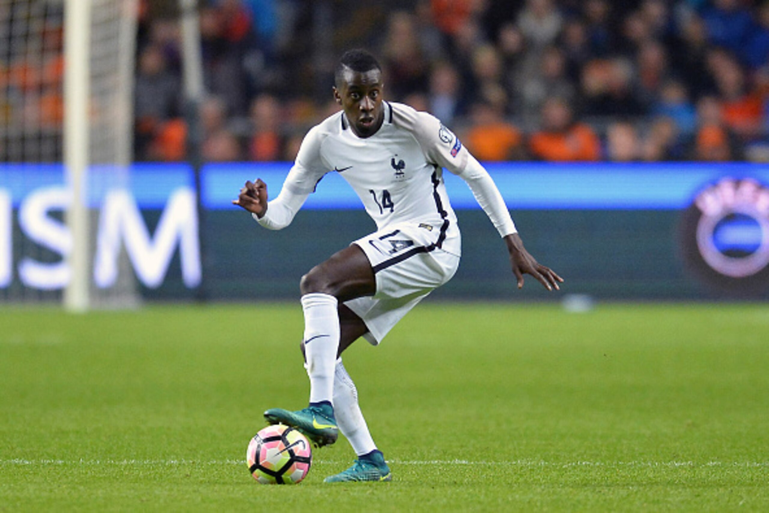AMSTERDAM, NETHERLANDS - OCTOBER 10:  Blaise Matuidi of France runs with the ball during the FIFA 2018 World Cup Qualifier match between France and The Netherlands at Amsterdam Arena on October 10, 2016 in Amsterdam.  (Photo by Aurelien Meunier/Getty Imag