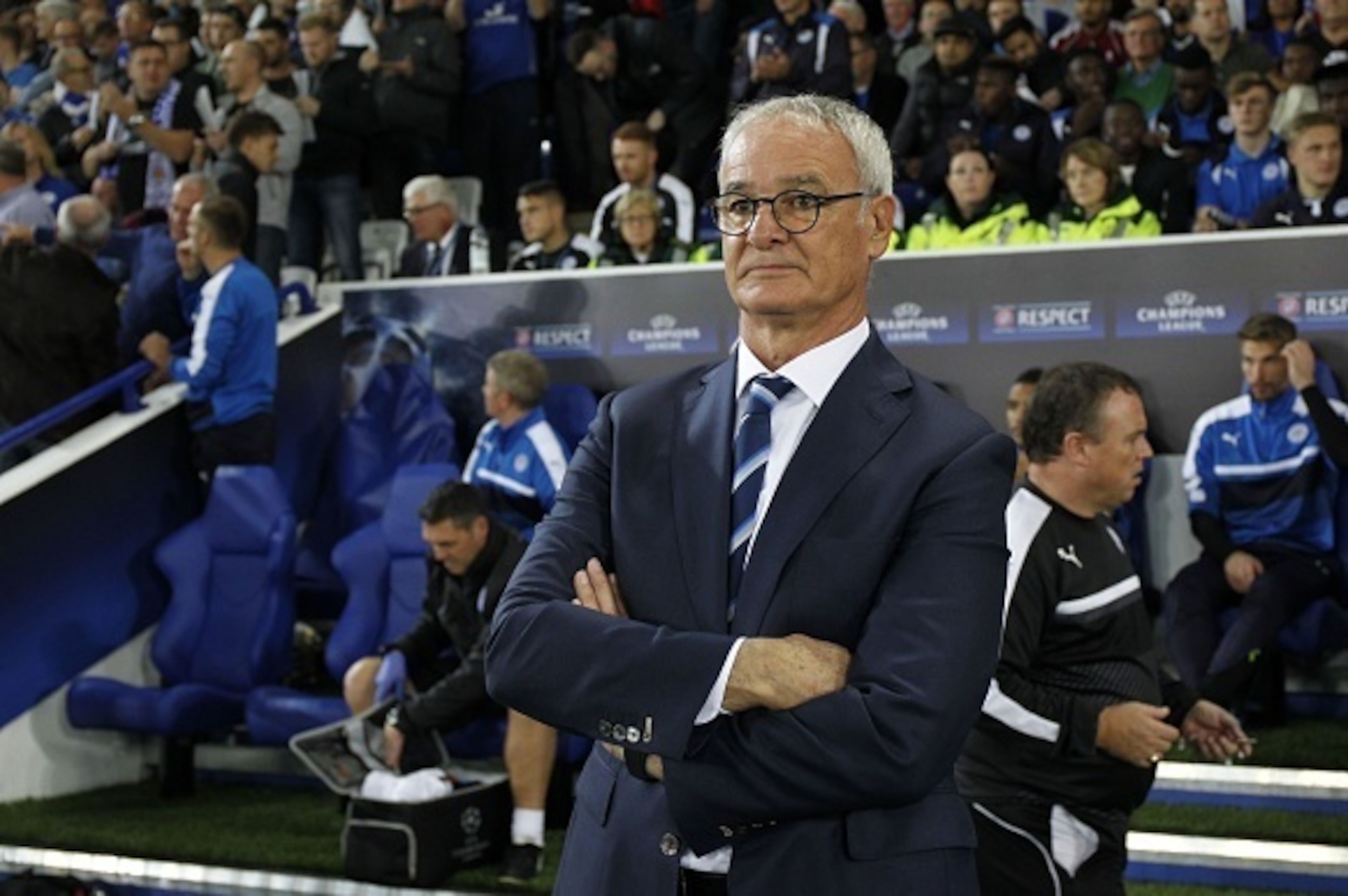Leicester City's Italian manager Claudio Ranieri reacts ahead of the UEFA Champions League group G football match between Leicester City and Porto at the King Power Stadium in Leicester, central England on Septmeber 27, 2016. / AFP / Ian Kington (P Leicester City's Italian manager Claudio Ranieri reacts ahead of the UEFA Champions League group G football match between Leicester City and Porto at the King Power Stadium in Leicester, central England on Septmeber 27, 2016. / AFP / Ian Kington (P