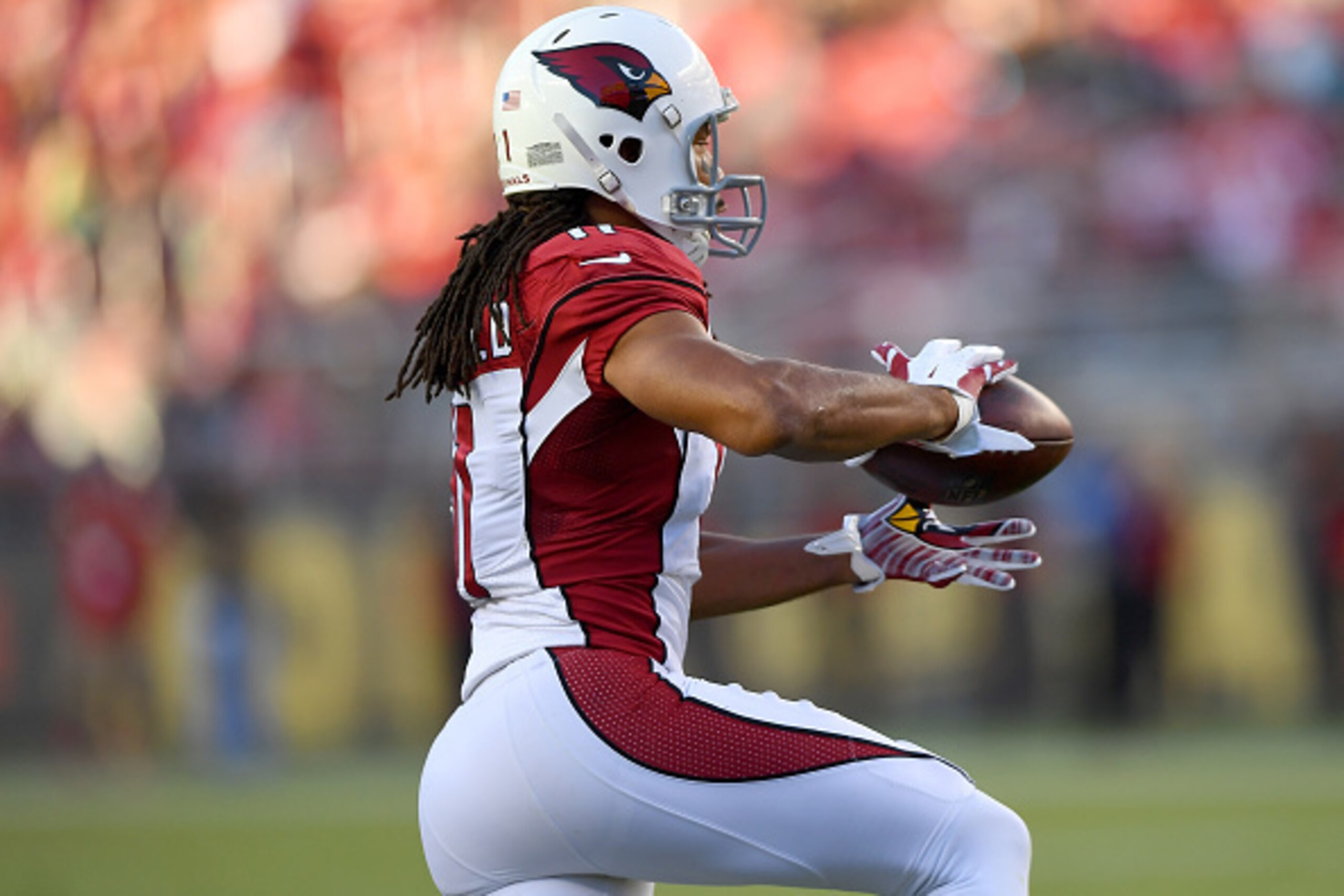 SANTA CLARA, CA - OCTOBER 06:  Larry Fitzgerald #11 of the Arizona Cardinals catches a pass against the San Francisco 49ers during their NFL football game at Levi's Stadium on October 6, 2016 in Santa Clara, California.  (Photo by Thearon W. Henderson/Get