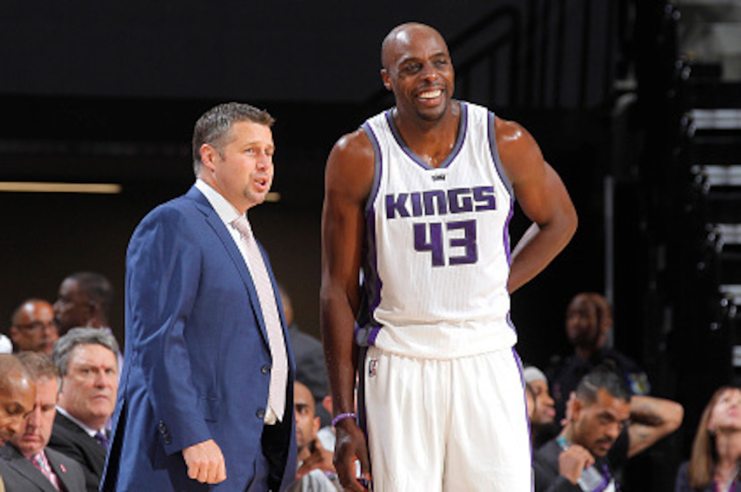 SACRAMENTO, CA - OCTOBER 10: Head coach Dave Joerger of the Sacramento Kings coaches Anthony Tolliver #43 against Maccabi Haifa on October 10, 2016 at Golden 1 Center in Sacramento, California. NOTE TO USER: User expressly acknowledges and agrees that, by