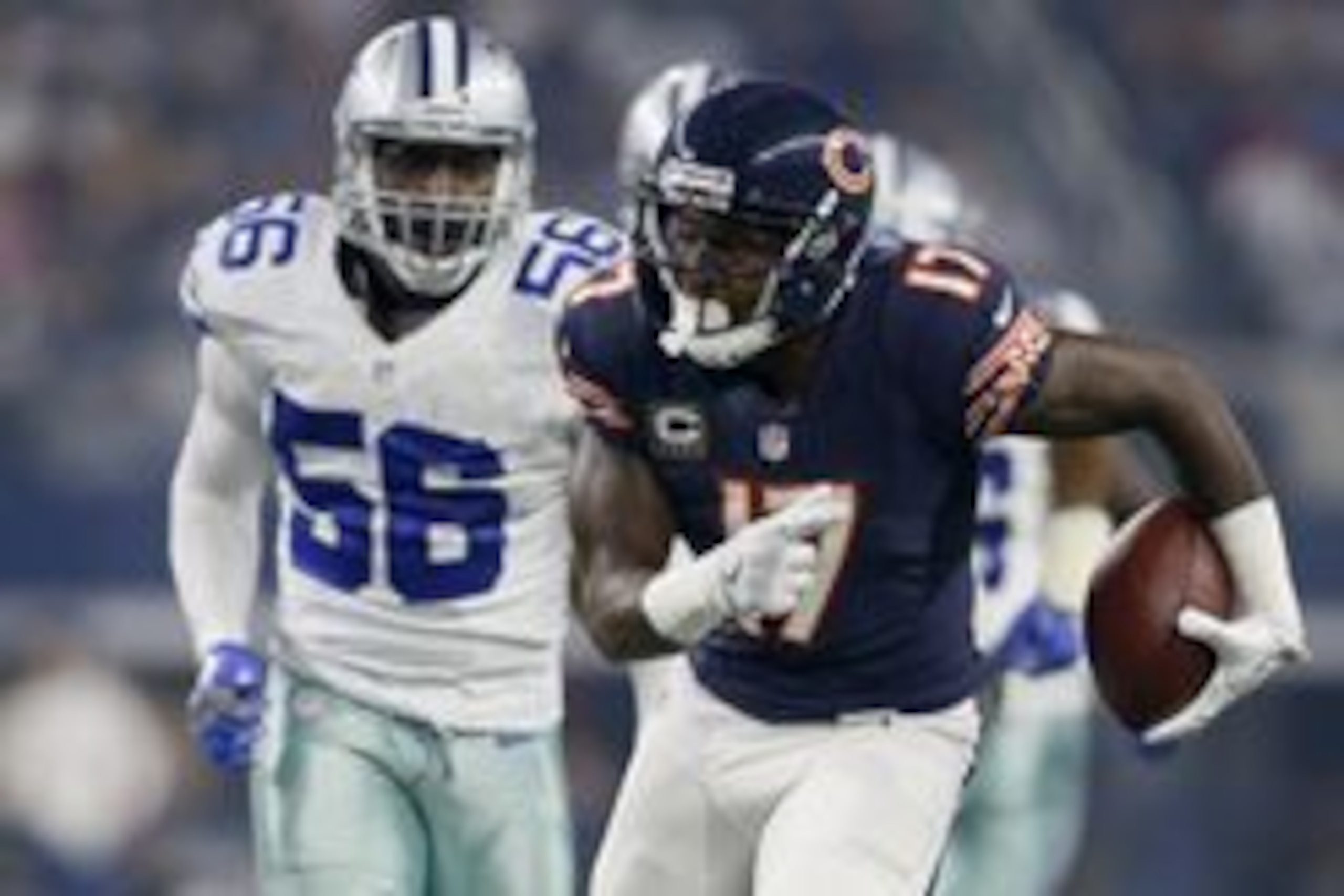 Sep 25, 2016; Arlington, TX, USA; Chicago Bears wide receiver Alshon Jeffery (17) runs after a catch as Dallas Cowboys linebacker Justin Durant (56) pursues in the second quarter at AT&T Stadium. Mandatory Credit: Tim Heitman-USA TODAY Sports