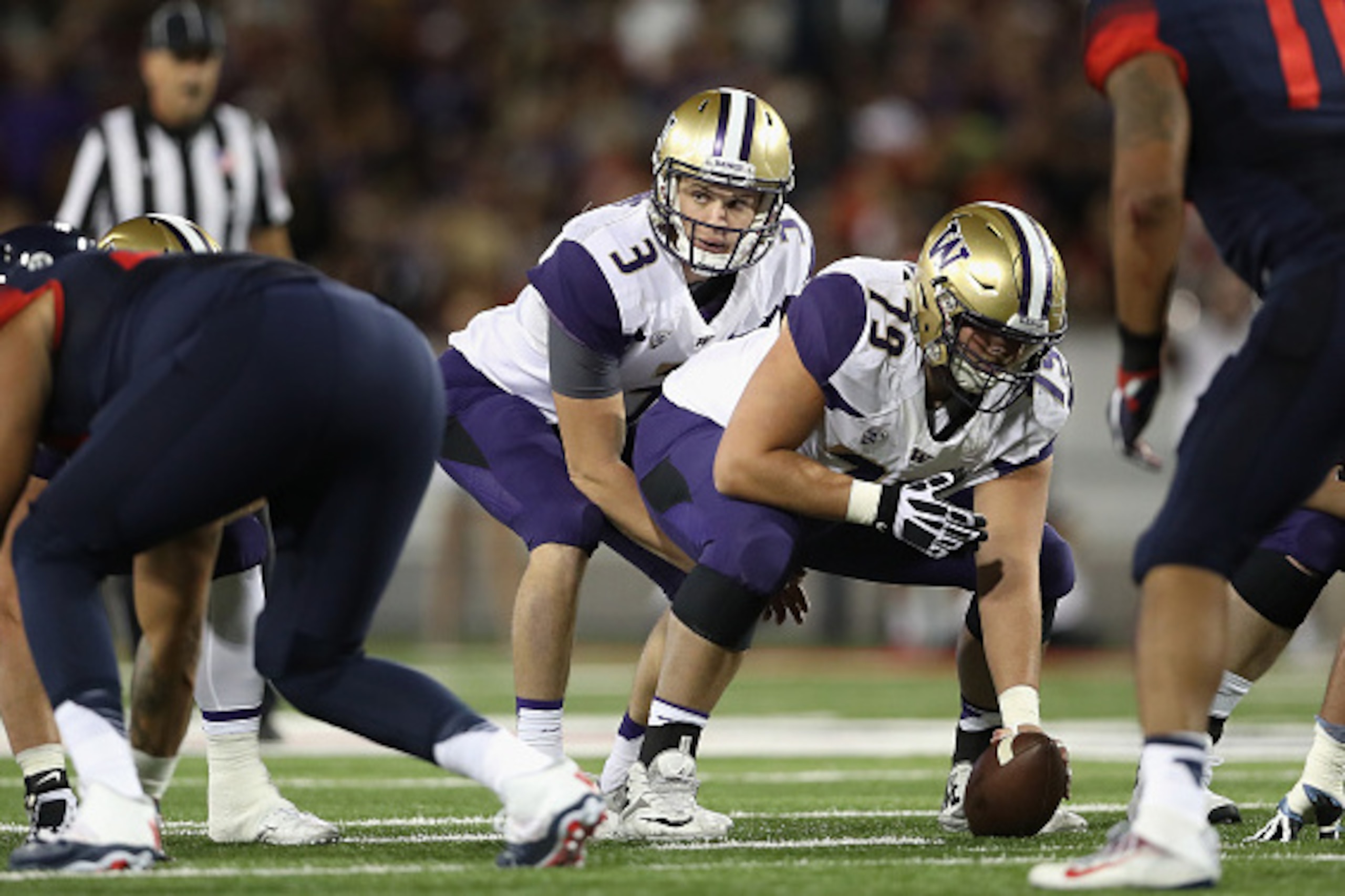 TUCSON, AZ - SEPTEMBER 24:  Quarterback Jake Browning #3 of the Washington Huskies during the college football game against the Arizona Wildcats at Arizona Stadium on September 24, 2016 in Tucson, Arizona.  (Photo by Christian Petersen/Getty Images)