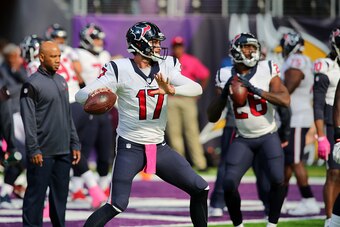 MINNEAPOLIS, MN - OCTOBER 9: Brock Osweiler #17 of the Houston Texans warms up before the game against the Minnesota Vikings on October 9, 2016 at US Bank Stadium in Minneapolis, Minnesota. (Photo by Adam Bettcher/Getty Images)