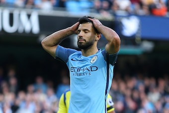 MANCHESTER, ENGLAND - OCTOBER 15: Sergio Aguero of Manchester City frustrated after missing a goal during the Premier League match between Manchester City and Everton at Etihad Stadium on October 15, 2016 in Manchester, England. (Photo by Robbie Jay Barra