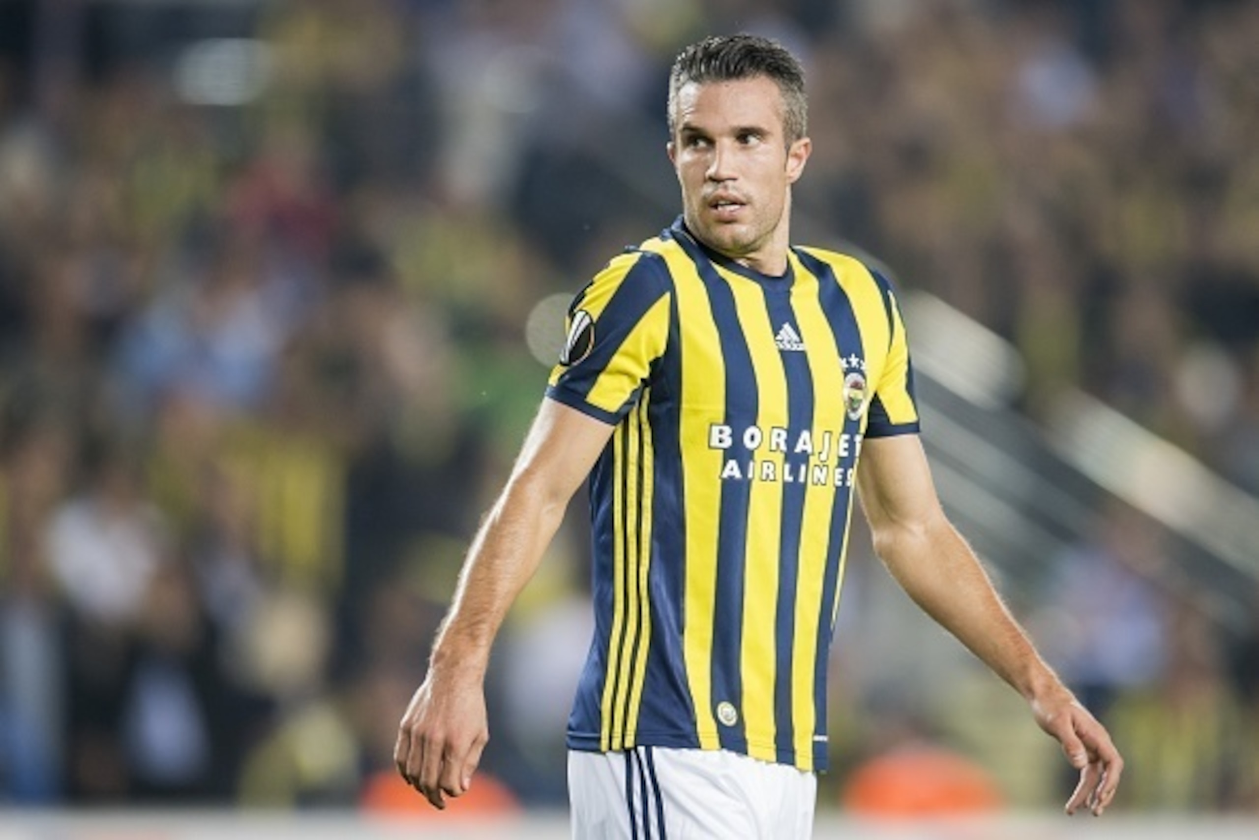 Robin van Persie of Fenerbahceduring the UEFA Europa Leaguegroup A match between Fenerbahce and Feyenoord Rotterdam on September 29, 2016 at the Sukru Saracoglu stadium in Istanbul, Turkey.(Photo by VI Images via Getty Images)
