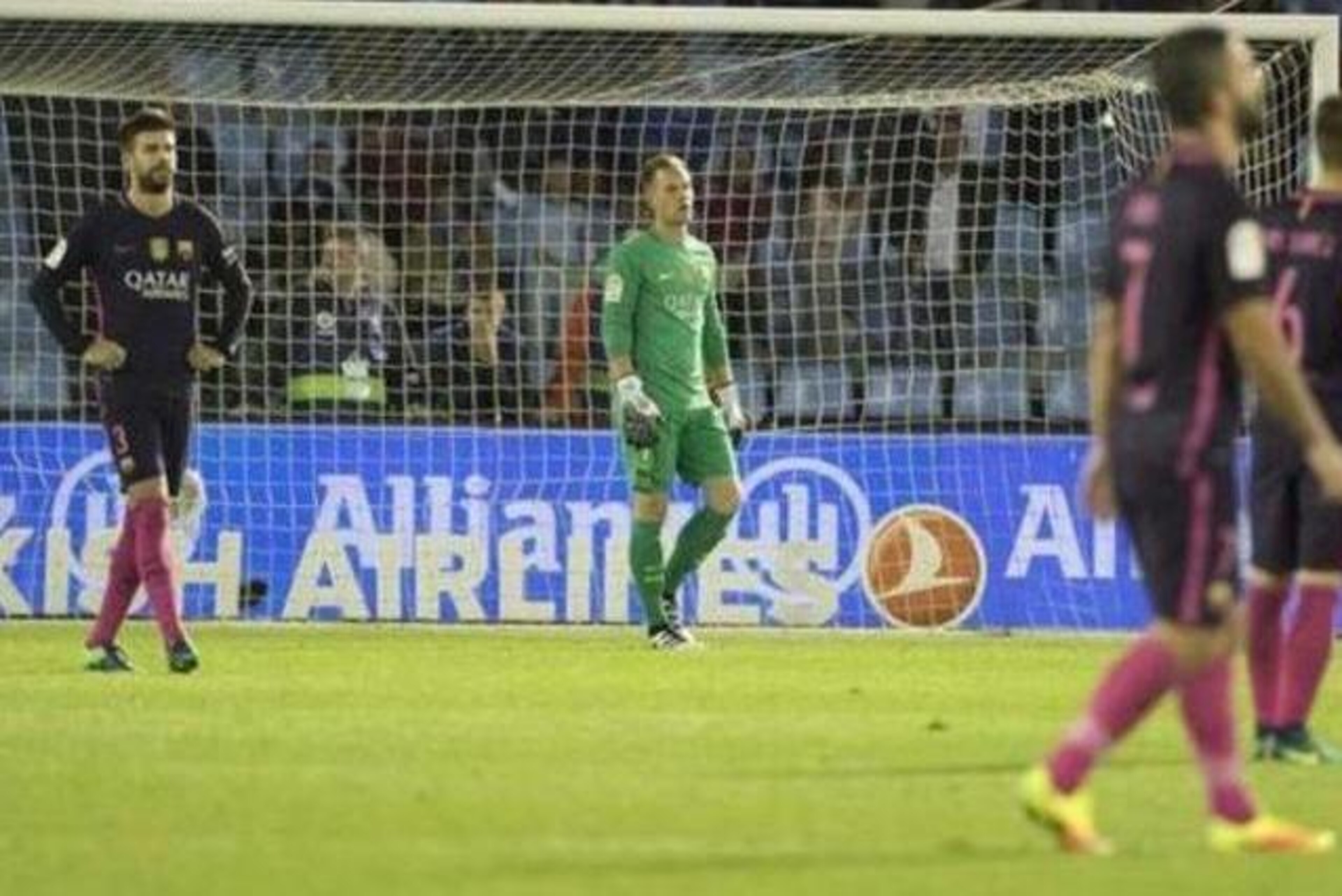 Neither Barca nor Real look at their best