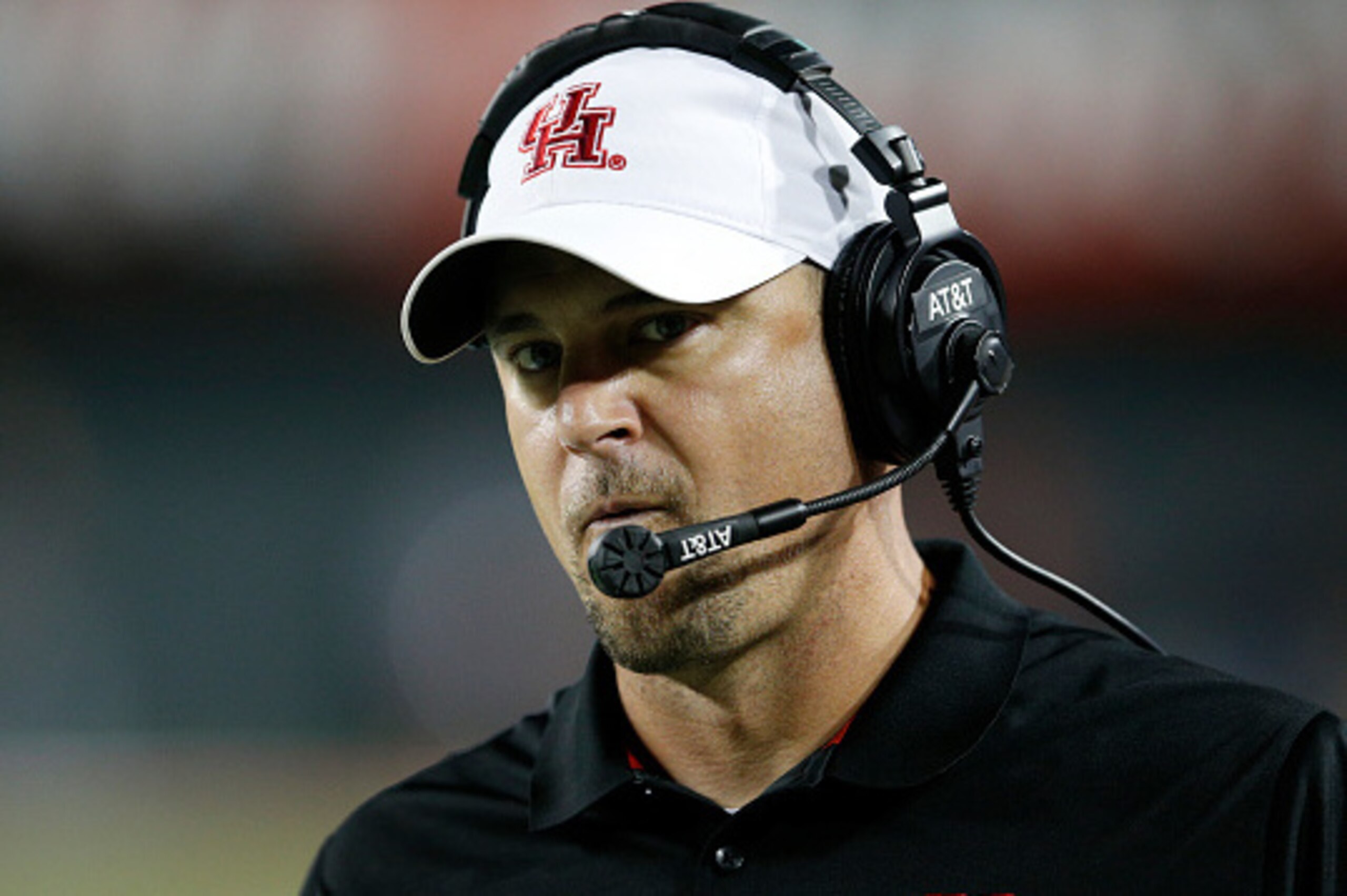 CINCINNATI, OH - SEPTEMBER 15: Head coach Tom Herman of the Houston Cougars looks on against the Cincinnati Bearcats during the game at Nippert Stadium on September 15, 2016 in Cincinnati, Ohio. Houston defeated Cincinnati 40-16. (Photo by Joe Robbins/Get CINCINNATI, OH - SEPTEMBER 15: Head coach Tom Herman of the Houston Cougars looks on against the Cincinnati Bearcats during the game at Nippert Stadium on September 15, 2016 in Cincinnati, Ohio. Houston defeated Cincinnati 40-16. (Photo by Joe Robbins/Get