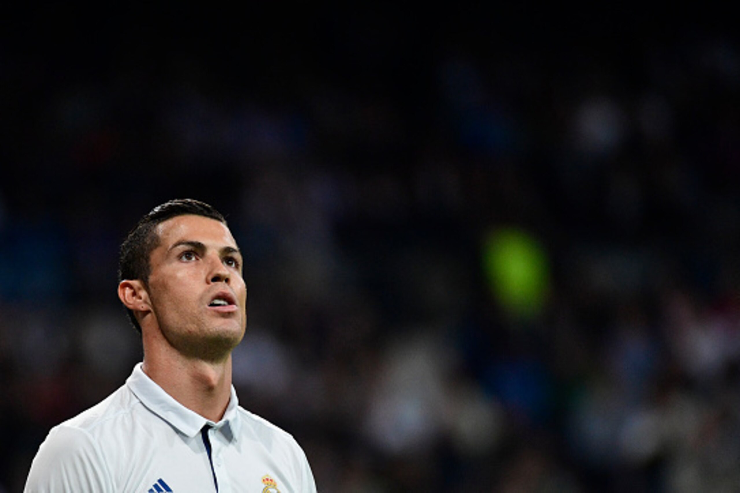 Real Madrid's Portuguese forward Cristiano Ronaldo looks on during the UEFA Champions League football match Real Madrid CF vs Legia  Legia Warszawa at the Santiago Bernabeu stadium in Madrid on October 18, 2016. / AFP / PIERRE-PHILIPPE MARCOU        (Phot