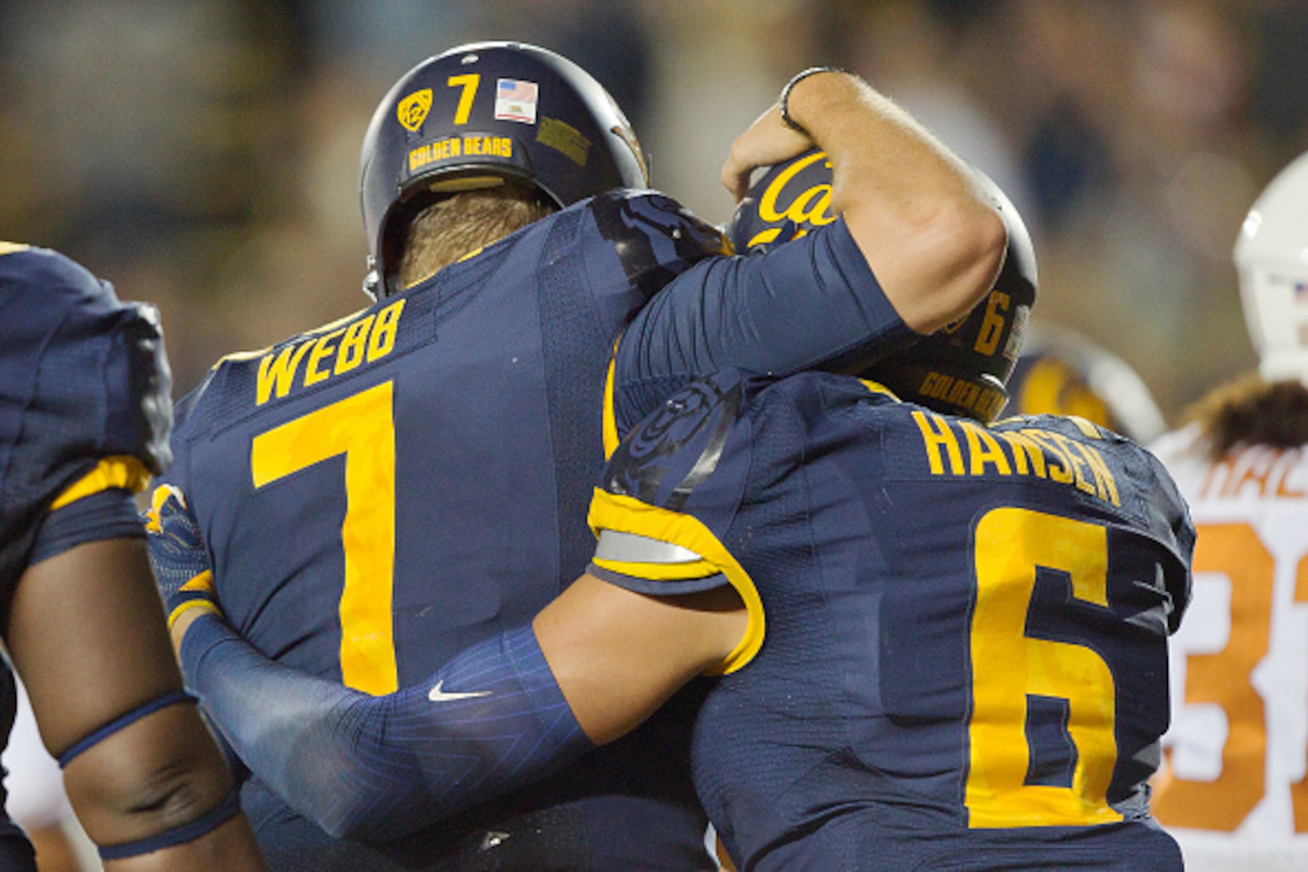 BERKELEY, CA - SEPTEMBER 17:  Quarterback Davis Webb #7 and wide receiver Chad Hansen #6 of the California Golden Bears celebrate a 12-yard touchdown pass against the Texas Longhorns to go up 50 to 43 late in the fourth quarter on September 17, 2016 at Ca