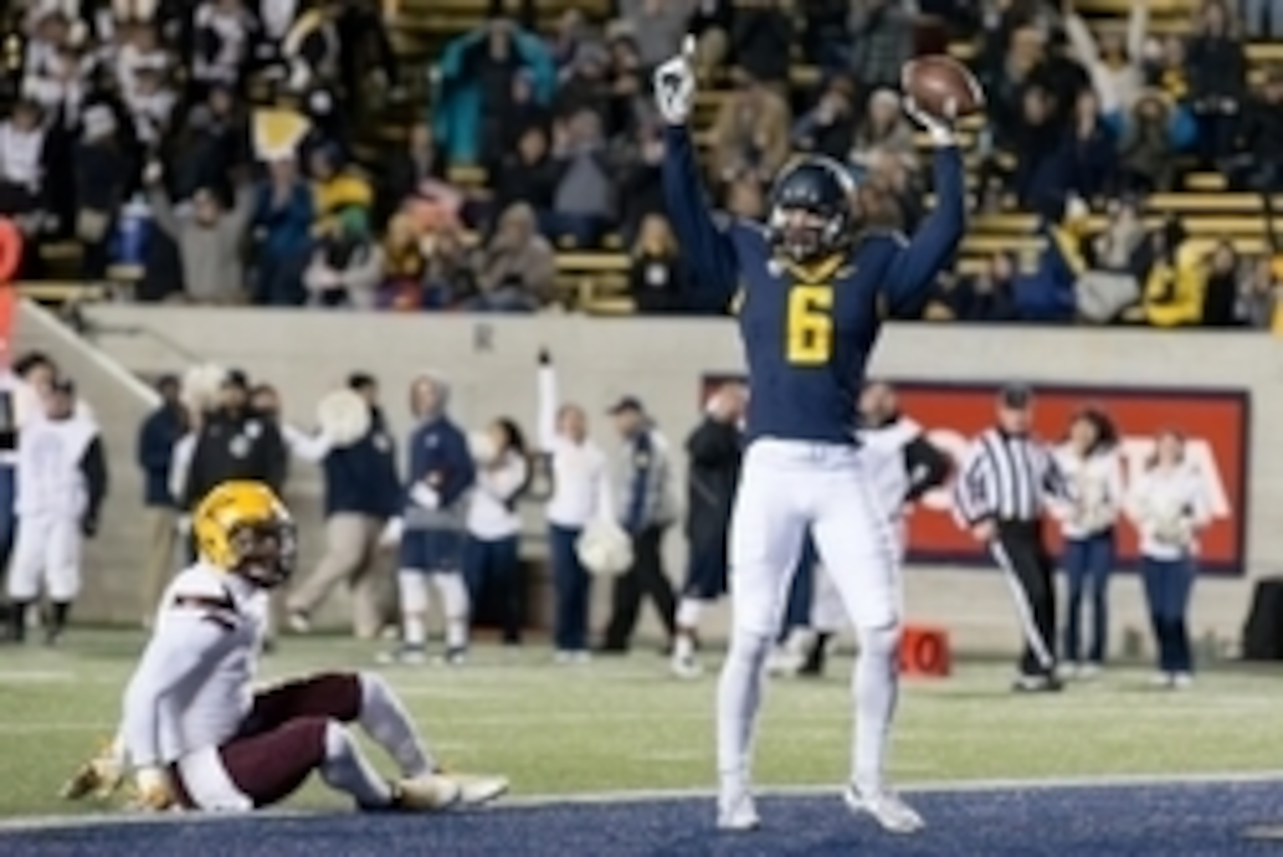 Nov 28, 2015; Berkeley, CA, USA; California Golden Bears wide receiver Chad Hansen (6) celebrates after a touchdown against the Arizona State Sun Devils during the third quarter at Memorial Stadium. The California Golden Bears defeated the Arizona State S