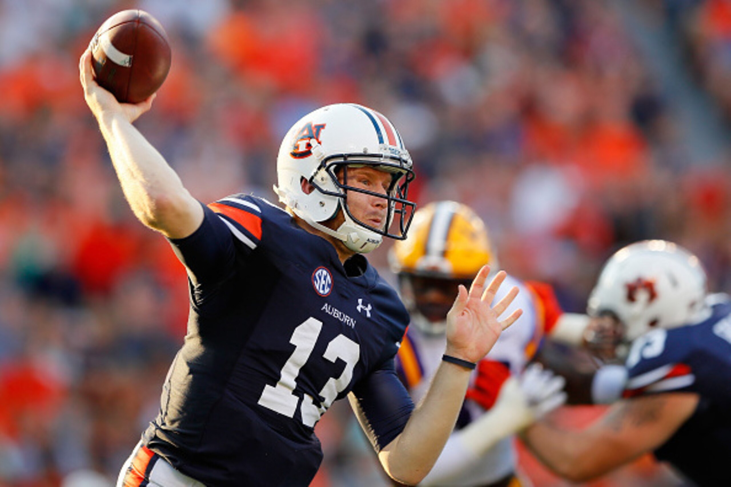 AUBURN, AL - SEPTEMBER 24:  Sean White #13 of the Auburn Tigers looks to pass against the LSU Tigers at Jordan-Hare Stadium on September 24, 2016 in Auburn, Alabama.  (Photo by Kevin C. Cox/Getty Images)