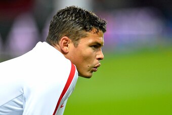 PARIS, FRANCE - OCTOBER 19:  Thiago Silva of Paris Saint-Germain reacts during warmup before the UEFA Champions League match between Paris Saint-Germain and FC Basel 1893 at Parc des Princes on October 19, 2016 in Paris, France.  (Photo by Aurelien Meunie