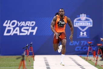 INDIANAPOLIS, IN - FEBRUARY 21: Wide receiver Sammie Coates of Auburn runs the 40-yard dash during the 2015 NFL Scouting Combine at Lucas Oil Stadium on February 21, 2015 in Indianapolis, Indiana. (Photo by Joe Robbins/Getty Images)