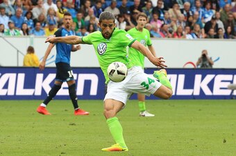 Sinsheim, Germany , 17.09.2016, 1. Bundesliga, 3. Spieltag: TSG Hoffenheim vs VfL Wolfsburg im Bild: Ricardo Rodriguez (VfL Wolfsburg)  (Photo by TF-Images/Getty Images)