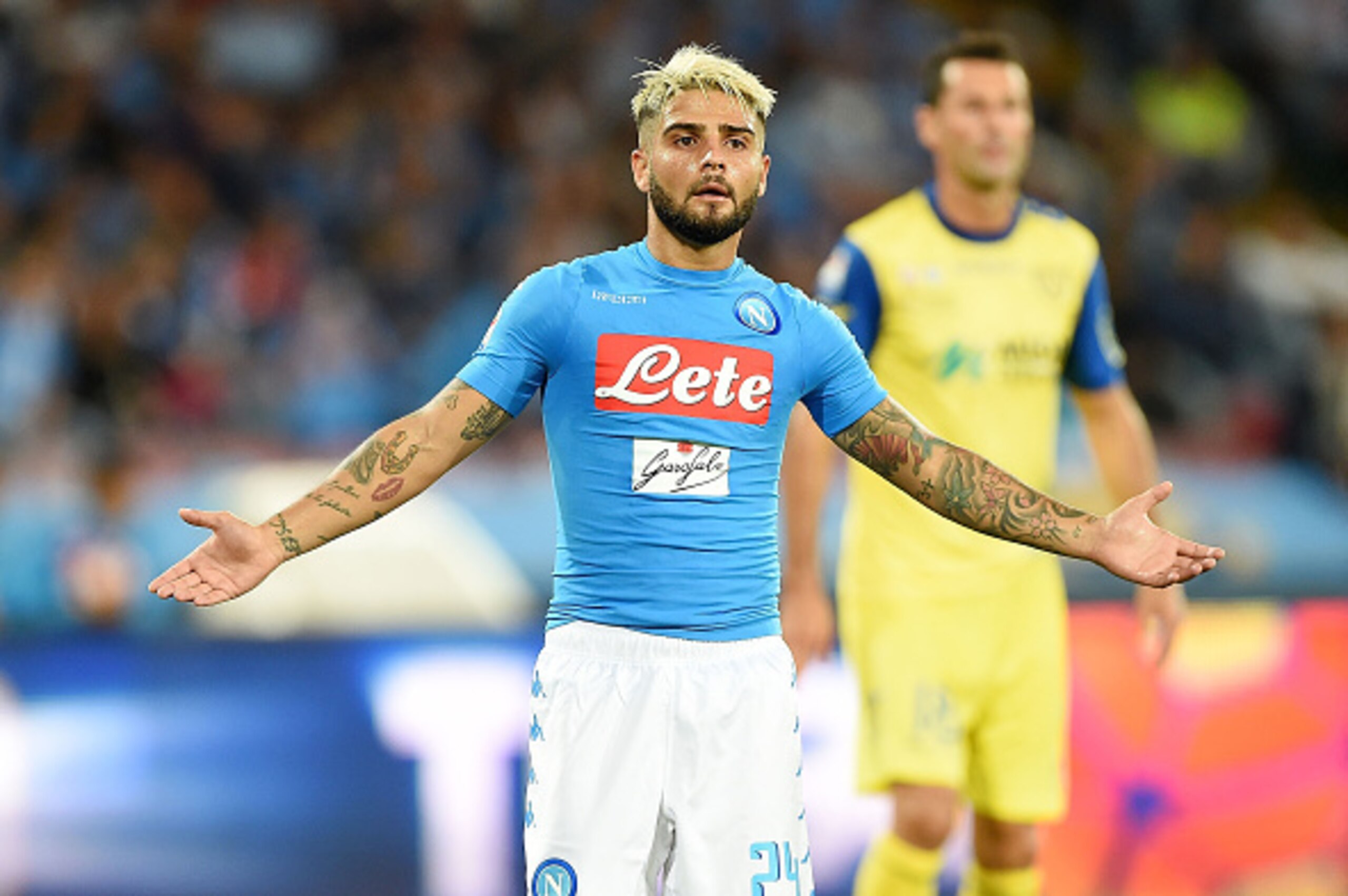 NAPLES, ITALY - SEPTEMBER 24: Lorenzo Insigne of Napoli in action during the Serie A match between SSC Napoli and AC ChievoVerona at Stadio San Paolo on September 24, 2016 in Naples, Italy. (Photo by Francesco Pecoraro/Getty Images) NAPLES, ITALY - SEPTEMBER 24: Lorenzo Insigne of Napoli in action during the Serie A match between SSC Napoli and AC ChievoVerona at Stadio San Paolo on September 24, 2016 in Naples, Italy. (Photo by Francesco Pecoraro/Getty Images)