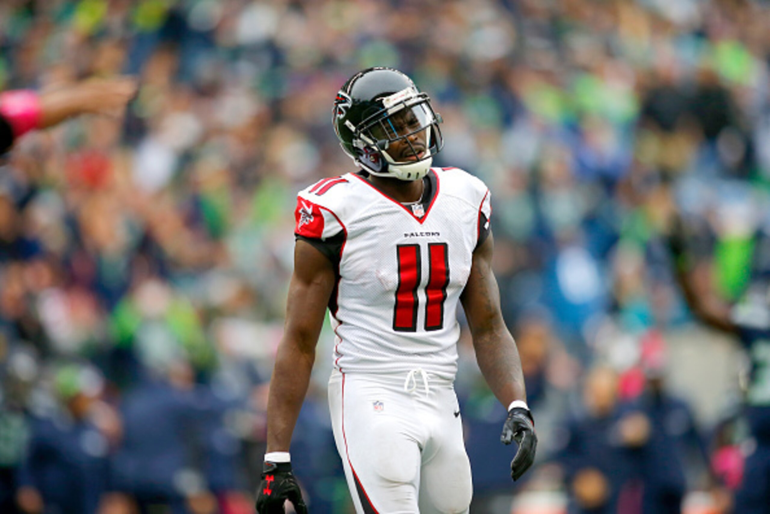 SEATTLE, WA - OCTOBER 16:  Wide receiver Julio Jones #11 of the Atlanta Falcons reacts after a play against the Seattle Seahawks at CenturyLink Field on October 16, 2016 in Seattle, Washington.  (Photo by Jonathan Ferrey/Getty Images)
