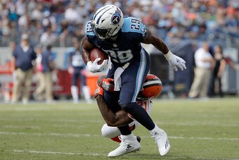 NASHVILLE, TN - OCTOBER 16:  DeMarco Murray #29 of the Tennessee Titans is tackled by Jamar Taylor #21 of the Cleveland Browns during the first quarter of the game at Nissan Stadium on October 16, 2016 in Nashville, Tennessee.  (Photo by Andy Lyons/Getty 