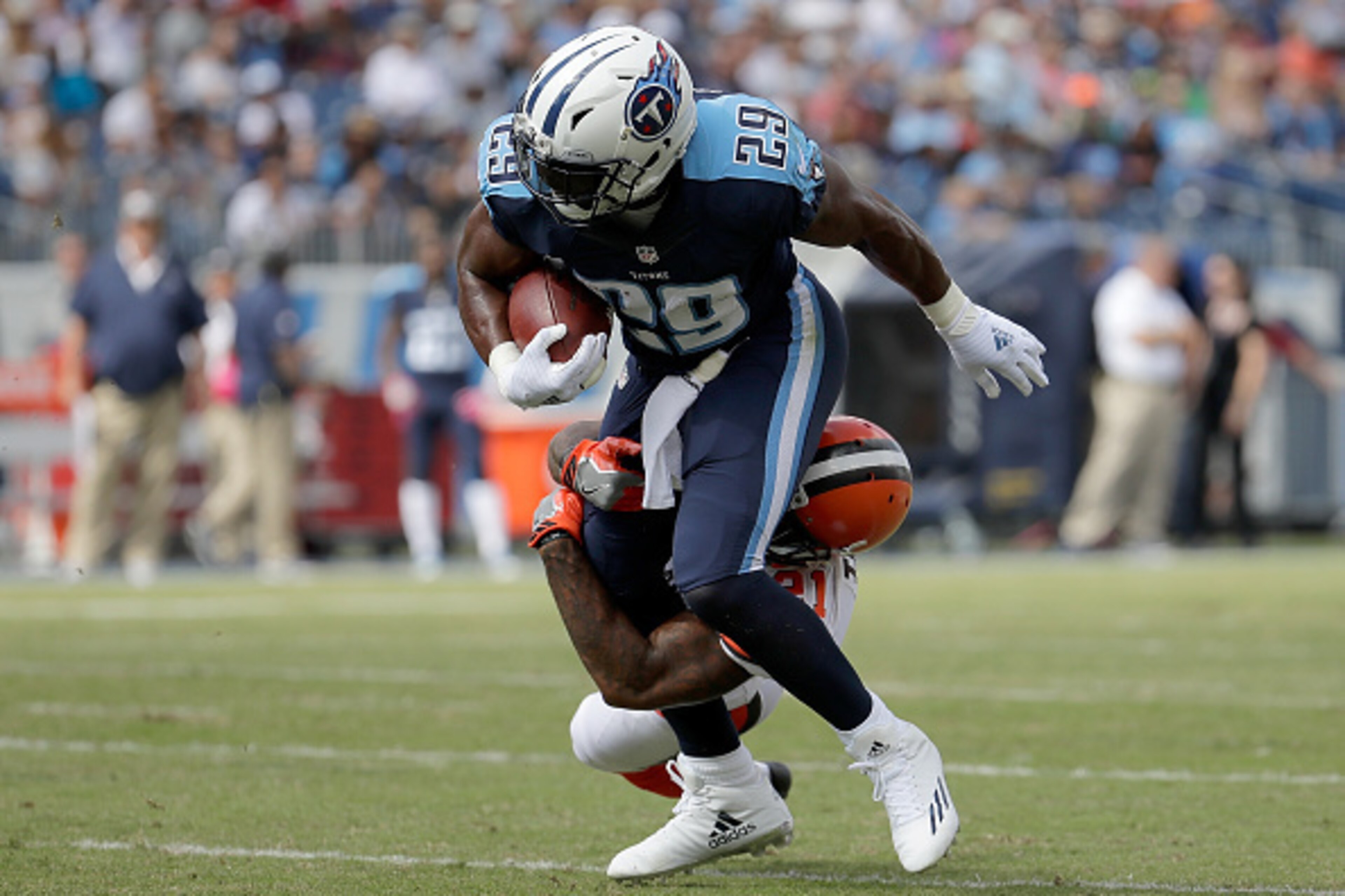 NASHVILLE, TN - OCTOBER 16:  DeMarco Murray #29 of the Tennessee Titans is tackled by Jamar Taylor #21 of the Cleveland Browns during the first quarter of the game at Nissan Stadium on October 16, 2016 in Nashville, Tennessee.  (Photo by Andy Lyons/Getty 