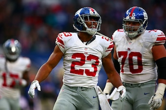 LONDON, ENGLAND - OCTOBER 23:  Rashad Jennings #23 of the New York Giants celebrates after scoring a touchdown during the NFL International series game between Los Angeles Rams and New York Giants at Twickenham Stadium on October 23, 2016 in London, Engla
