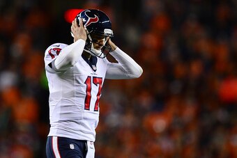 DENVER, CO - OCTOBER 24:  Quarterback Brock Osweiler #17 of the Houston Texans during the game against the Denver Broncos at Sports Authority Field at Mile High on October 24, 2016 in Denver, Colorado. (Photo by Dustin Bradford/Getty Images)