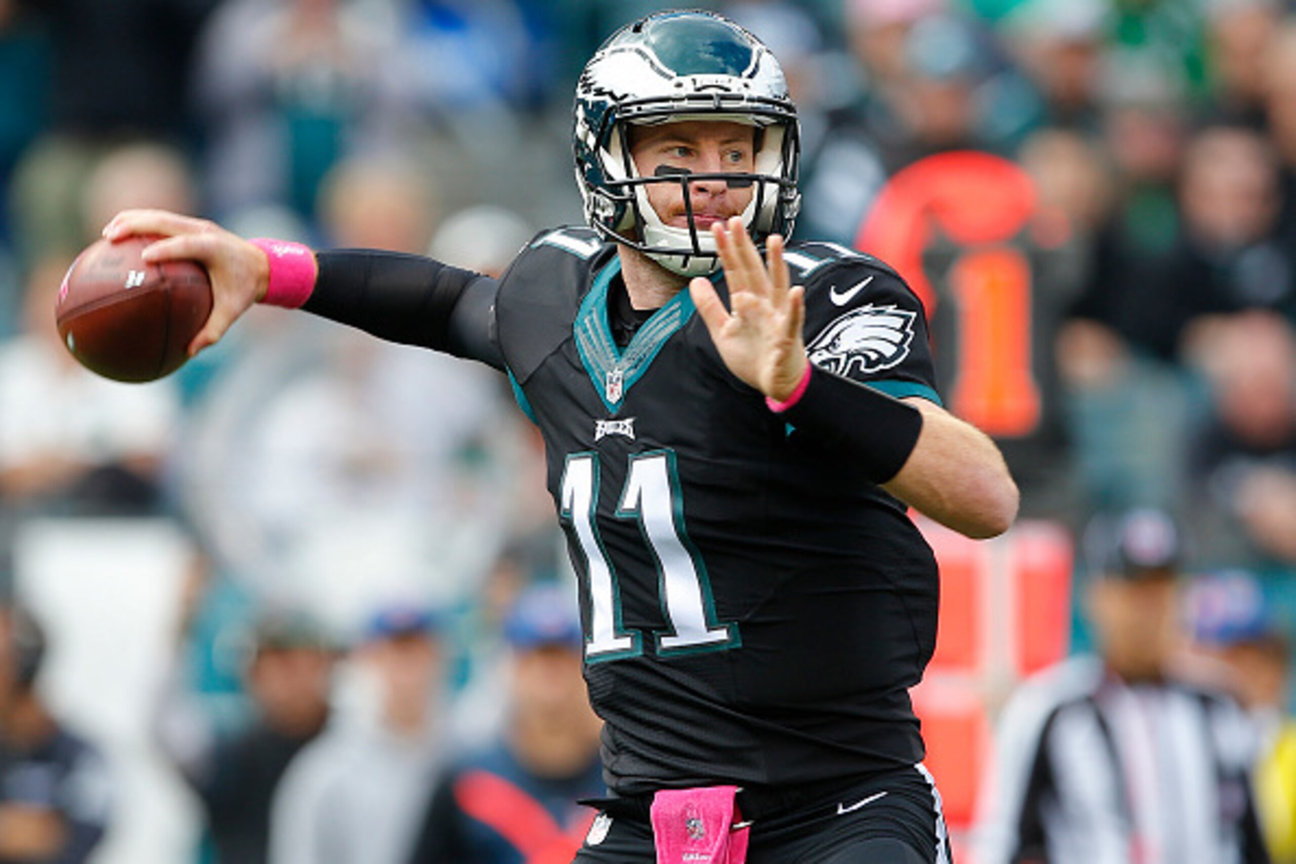 PHILADELPHIA, PA - OCTOBER 23: Carson Wentz #11 of the Philadelphia Eagles throws during the first quarter against the Minnesota Vikings during a game at Lincoln Financial Field on October 23, 2016 in Philadelphia, Pennsylvania. (Photo by Rich Schultz/Get