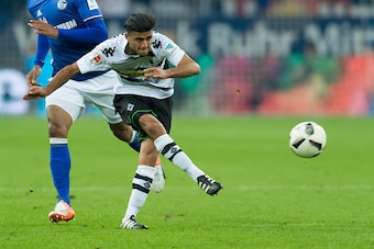 Gelsenkirchen, Germany 02.10.2016, 1.Bundesliga 6. Spieltag, FC Schalke 04 - Borussia Moenchengladbach, 4:0,  Mahmoud Dahoud (Moenchengladbach)   (Photo by TF-Images/Getty Images)