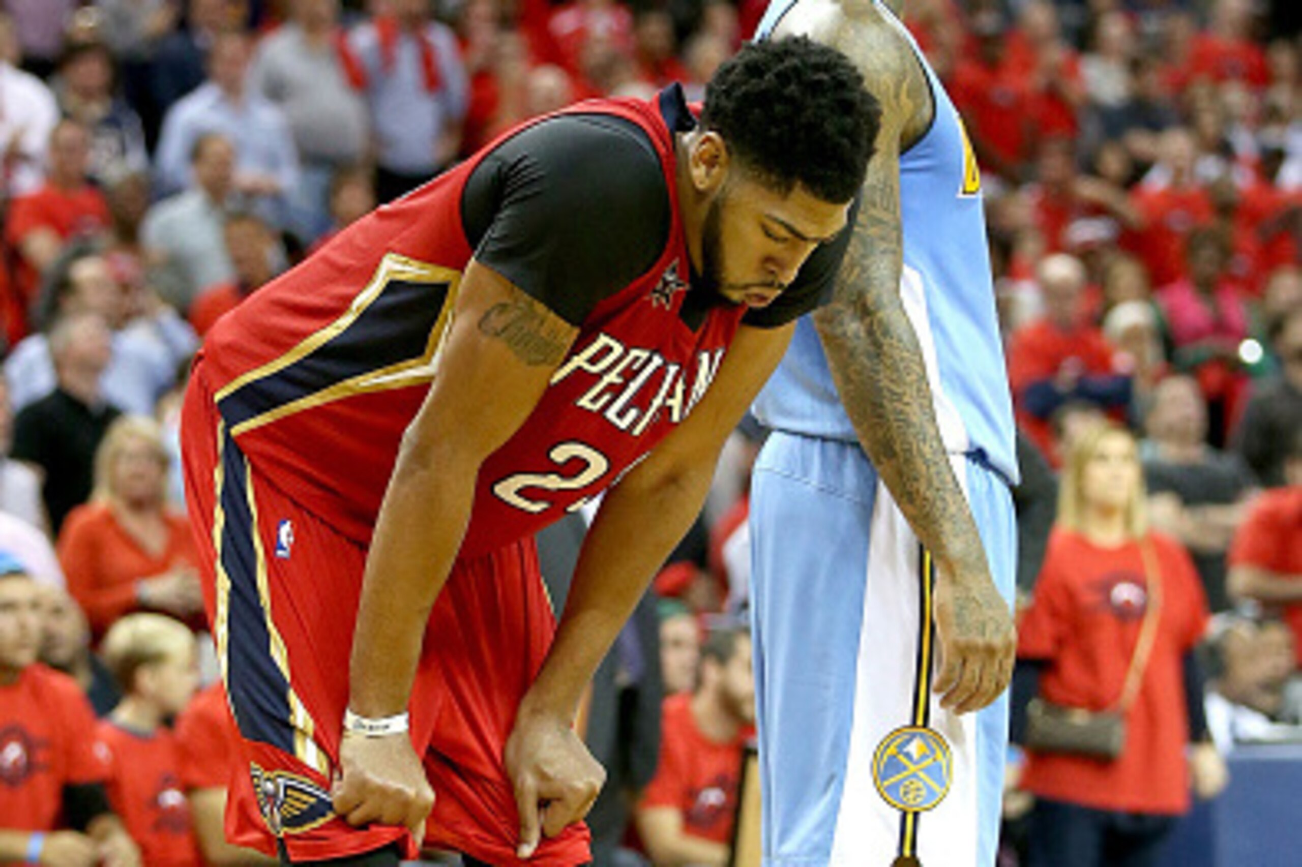 NEW ORLEANS, LA - OCTOBER 26:  Anthony Davis #23 of the New Orleans Pelicans grimmaces during a game against the Denver Nuggets at the Smoothie King Center on October 26, 2016 in New Orleans, Louisiana.  Denver won the game 107-102. NOTE TO USER: User exp