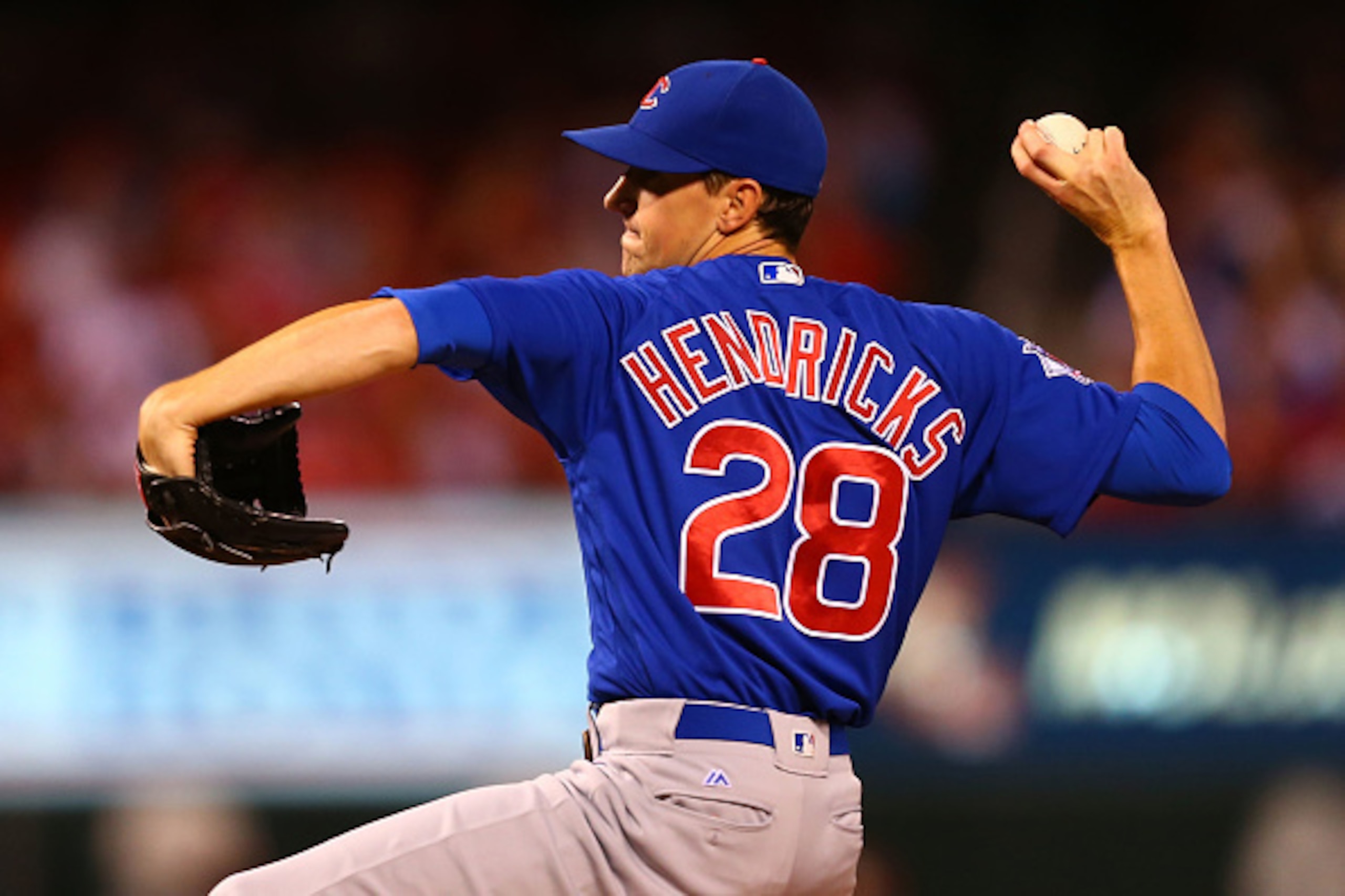 ST. LOUIS, MO - SEPTEMBER 12: Starter Kyle Hendricks #28 of the Chicago Cubs pitches against the St. Louis Cardinals in the first inning at Busch Stadium on September 12, 2016 in St. Louis, Missouri.  (Photo by Dilip Vishwanat/Getty Images)