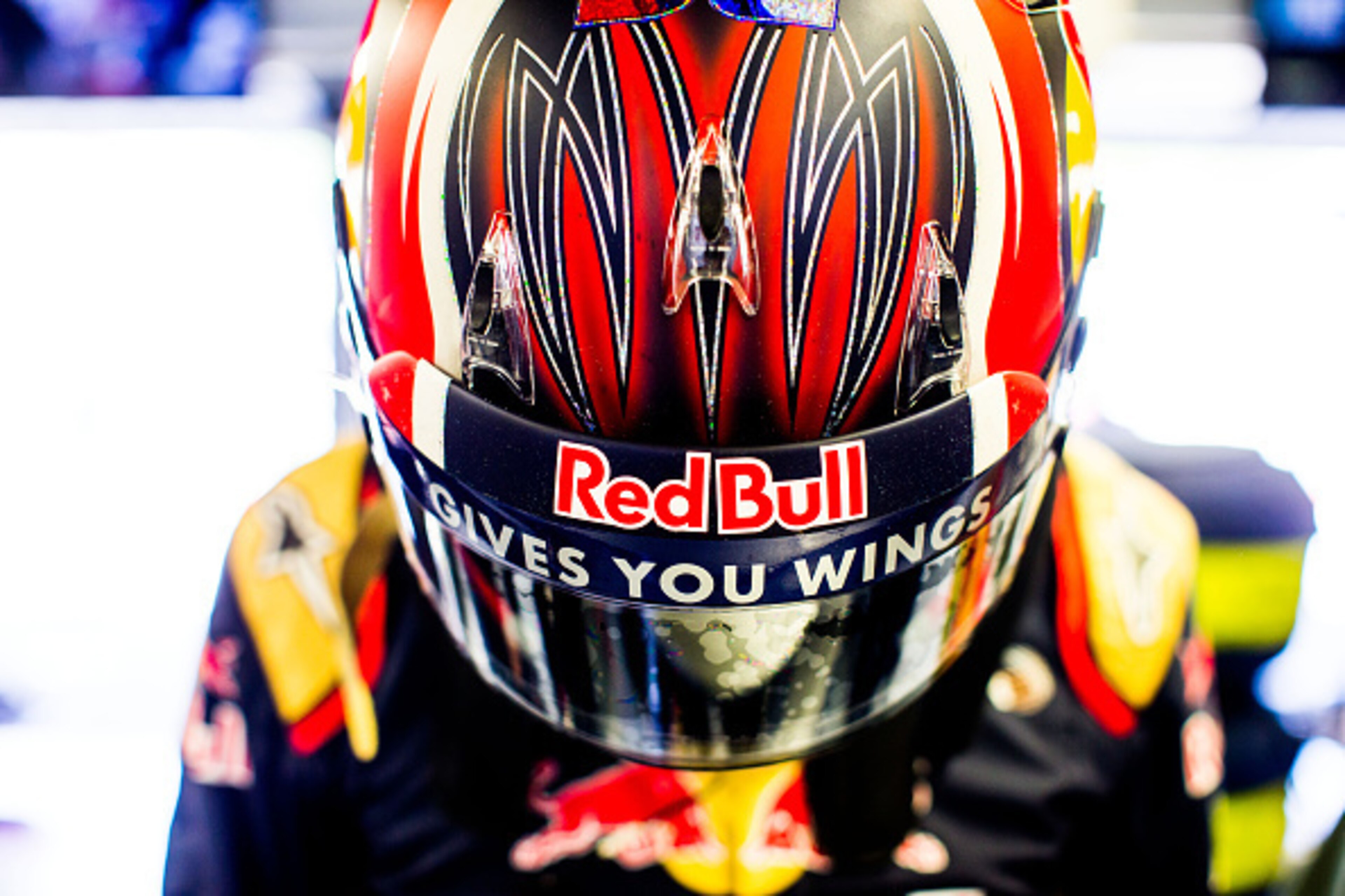 MONTREAL, QC - JUNE 10:  Daniil Kvyat of Scuderia Toro Rosso and Russia during practice for the Canadian Formula One Grand Prix at Circuit Gilles Villeneuve on June 9, 2016 in Montreal, Canada.  (Photo by Peter Fox/Getty Images)