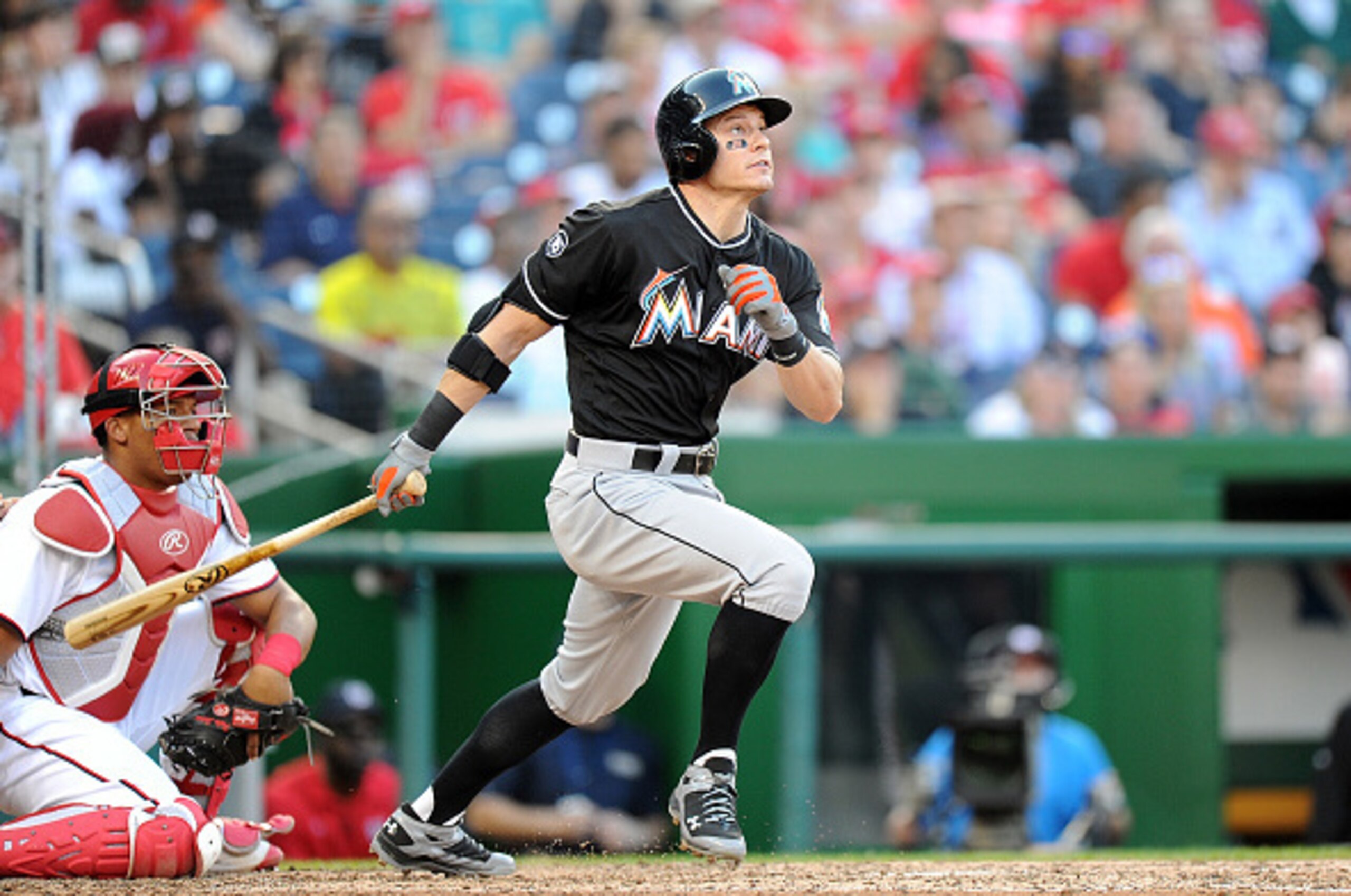 WASHINGTON, DC - OCTOBER 02:  Derek Dietrich #32 of the Miami Marlins bats against the Washington Nationals at Nationals Park on October 2, 2016 in Washington, DC.  (Photo by G Fiume/Getty Images)