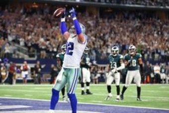 Oct 30, 2016; Arlington, TX, USA;  Dallas Cowboys tight end Jason Witten (82) celebrates his overtime touchdown catch against the Philadelphia Eagles at AT&T Stadium. The Cowboys beat the Eagles 29-23. Mandatory Credit: Matthew Emmons-USA TODAY Sports