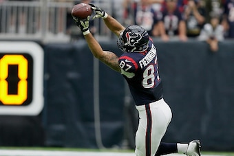 HOUSTON, TX - OCTOBER 30:  C.J. Fiedorowicz #87 of the Houston Texans makes a catch in the third quarter against the Detroit Lions at NRG Stadium on October 30, 2016 in Houston, Texas.  (Photo by Bob Levey/Getty Images)
