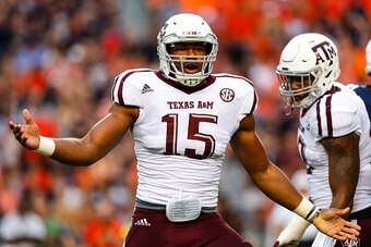 AUBURN, AL - SEPTEMBER 17:  Defensive lineman Myles Garrett #15 of the Texas A&M Aggies celebrates after sacking quarterback Sean White of the Auburn Tigers during an NCAA college football game on September 17, 2016 in Auburn, Alabama. (Photo by Butch Dil