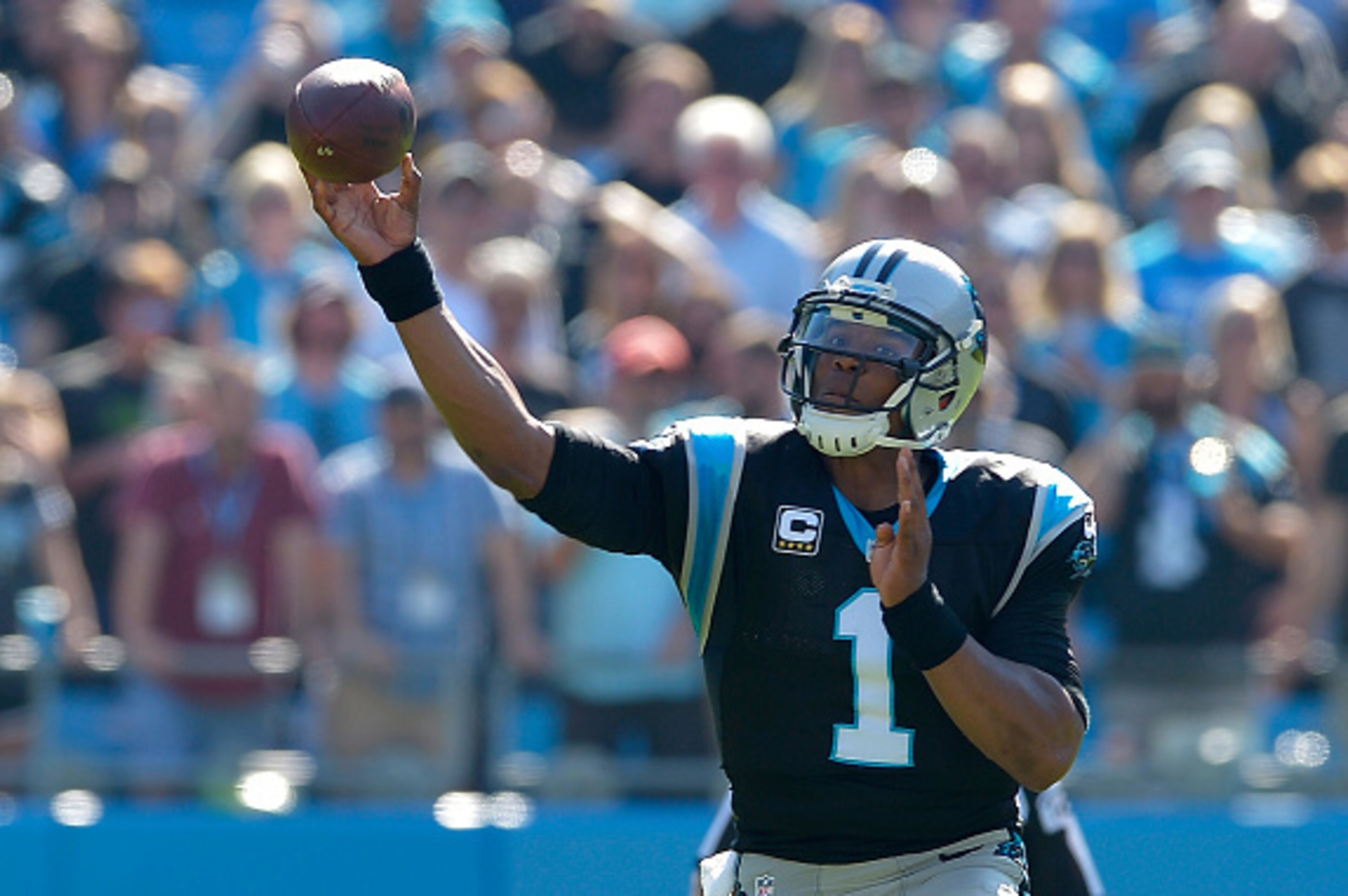 CHARLOTTE, NC - OCTOBER 30:  Cam Newton #1 of the Carolina Panthers throws against the Arizona Cardinals during the game at Bank of America Stadium on October 30, 2016 in Charlotte, North Carolina.  (Photo by Grant Halverson/Getty Images)