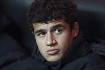 MILAN, ITALY - JANUARY 12:  Correia Philippe Coutinho of FC Internazionale Milano looks on before the Serie A match between FC Internazionale Milano and Pescara at San Siro Stadium on January 12, 2013 in Milan, Italy.  (Photo by Marco Luzzani/Getty Images
