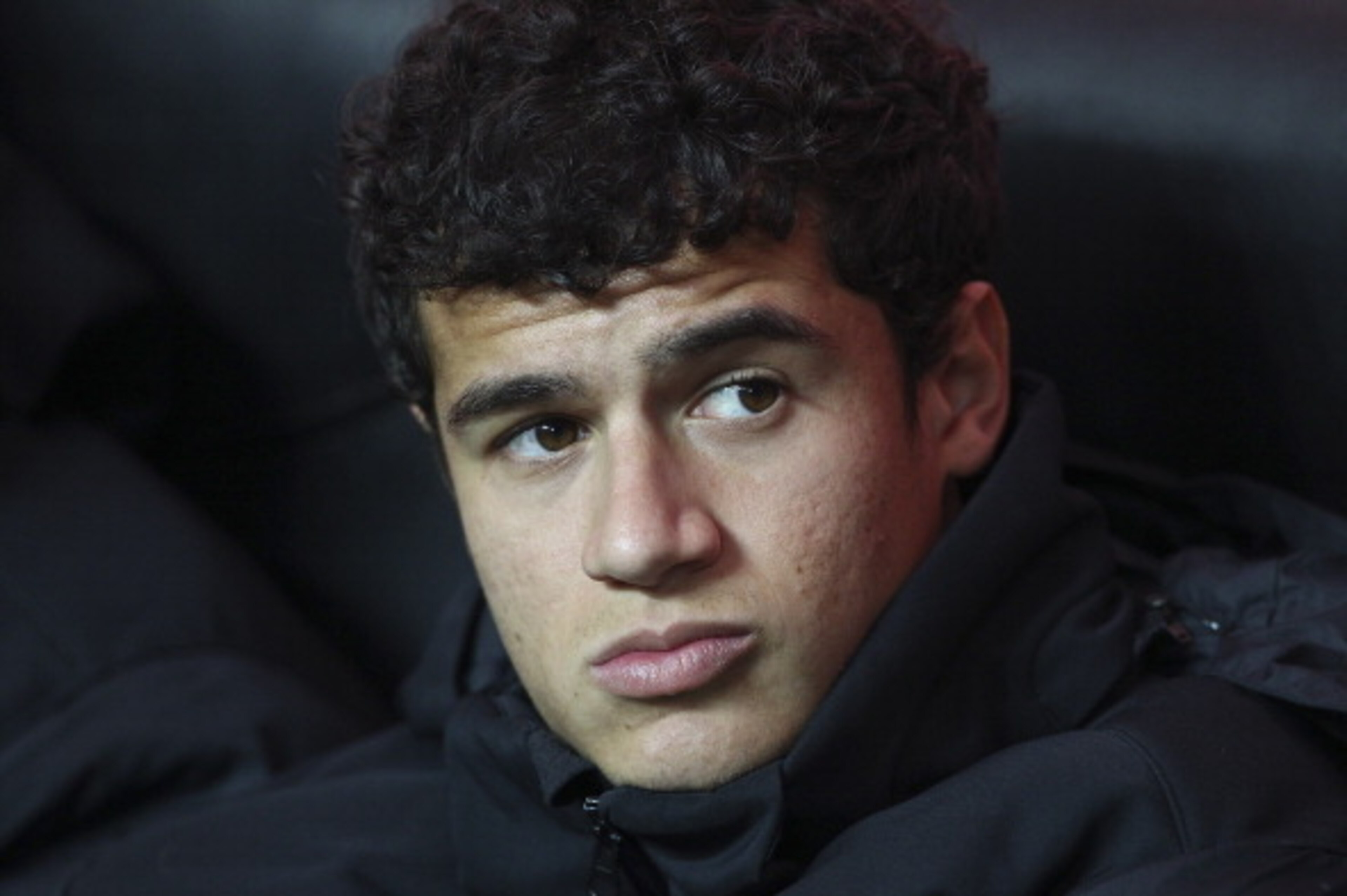 MILAN, ITALY - JANUARY 12:  Correia Philippe Coutinho of FC Internazionale Milano looks on before the Serie A match between FC Internazionale Milano and Pescara at San Siro Stadium on January 12, 2013 in Milan, Italy.  (Photo by Marco Luzzani/Getty Images