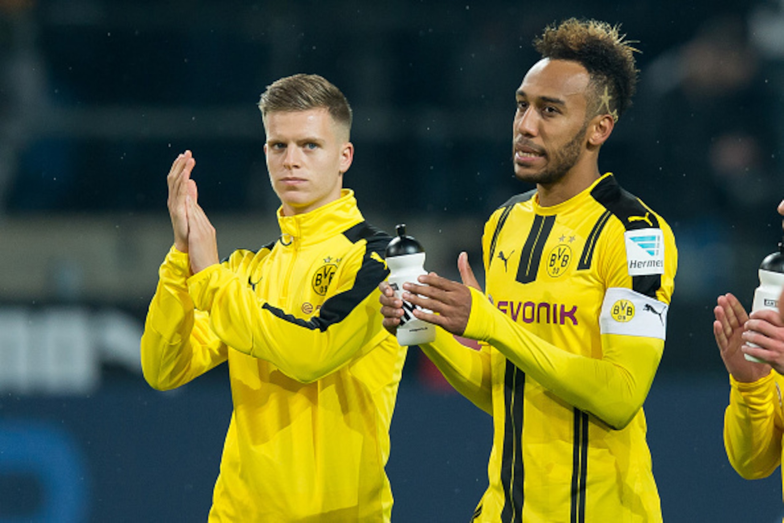 Dortmund, Germany 14.10.2016, 1.Bundesliga 7. Spieltag, BV Borussia Dortmund - Hertha BSC Berlin, 1:1,  Dzenis Burnic (BVB)   und  Pierre-Emerick Aubameyang (BVB) nach dem 1:1   (Photo by TF-Images/Getty Images)