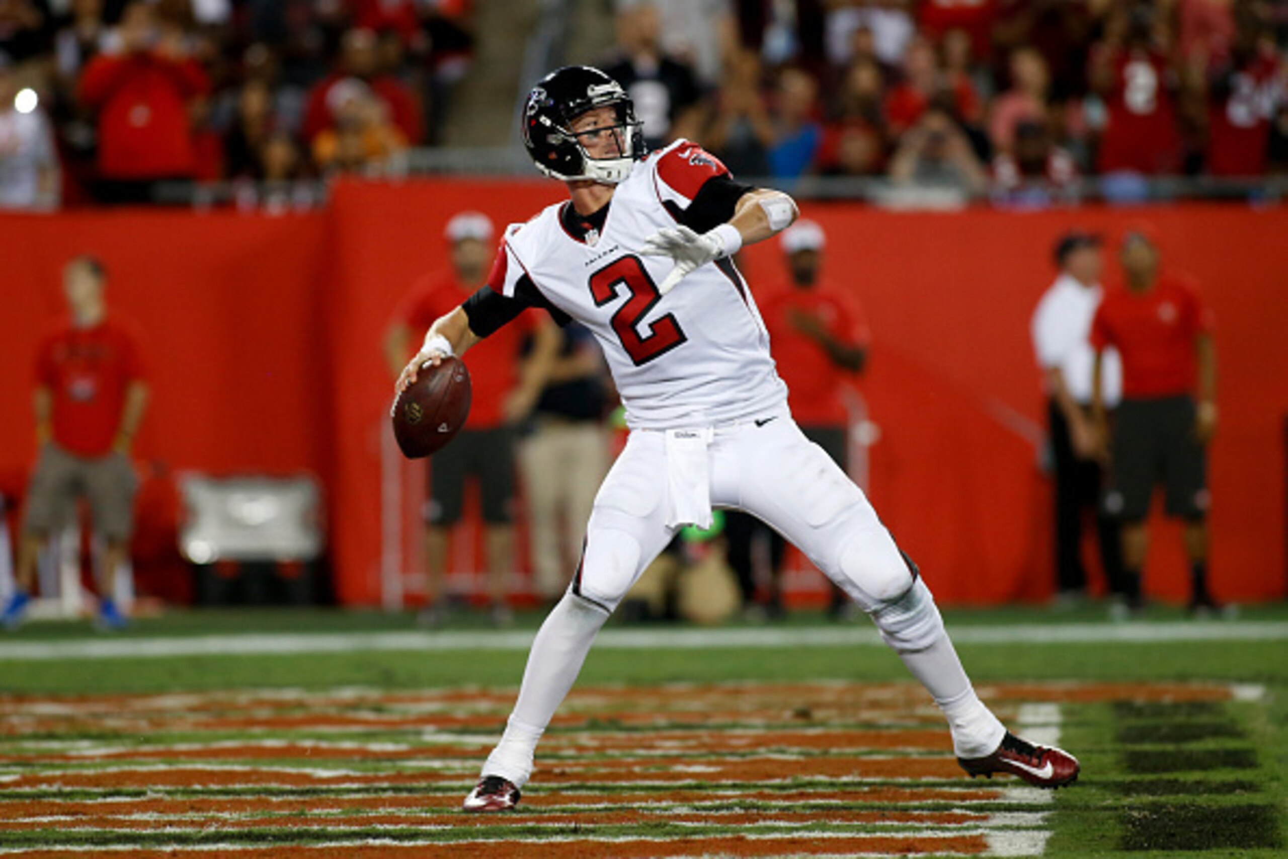 TAMPA, FL - NOVEMBER 3:  Quarterback Matt Ryan #2 of the Atlanta Falcons drops back to pass during the second quarter of an NFL game against the Tampa Bay Buccaneers on November 3, 2016 at Raymond James Stadium in Tampa, Florida. (Photo by Brian Blanco/Ge
