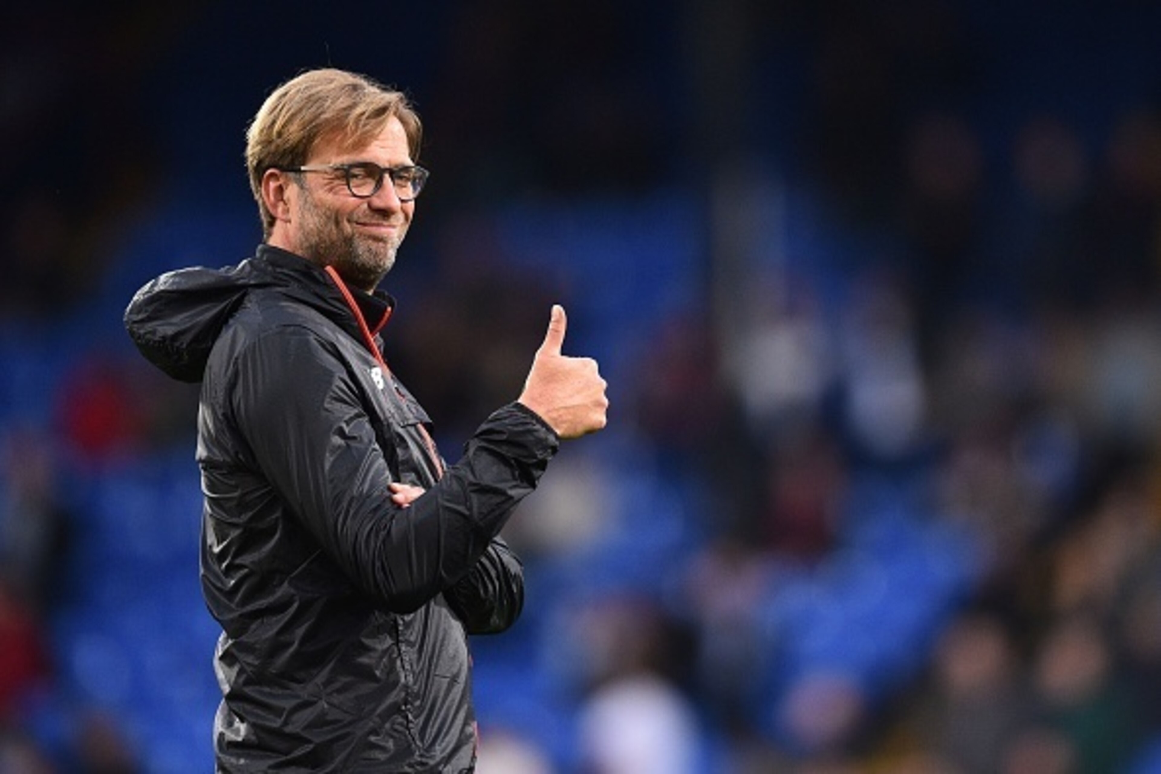 Liverpool's German manager Jurgen Klopp gestures on the pitch ahead of the English Premier League football match between Crystal Palace and Liverpool at Selhurst Park in south London on October 29, 2016. / AFP / Glyn KIRK / RESTRICTED TO EDITORIAL USE. No