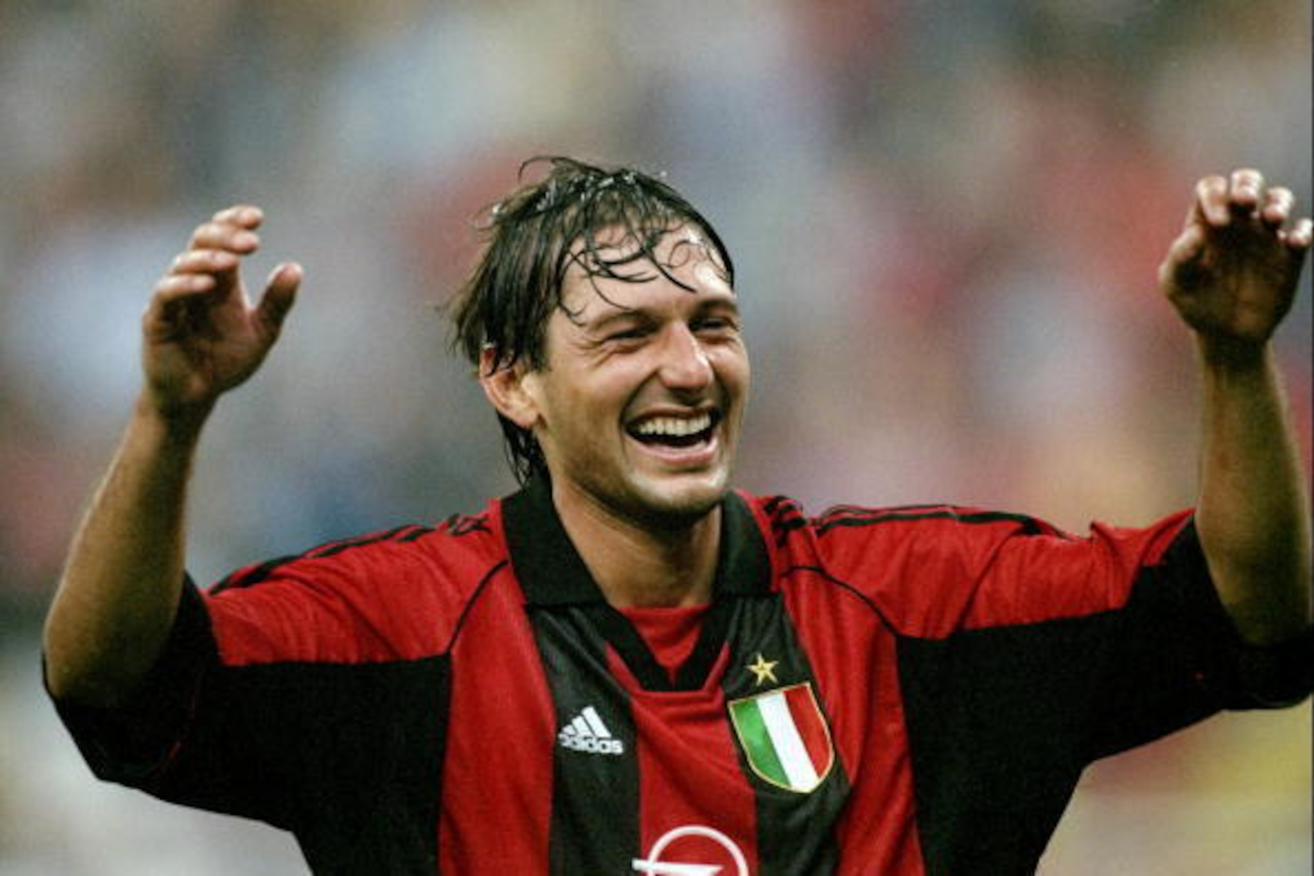 25 Sep 1999:  Leonardo of Milan celebrates during the Serie A match between AC Milan and Bologna played at the San Siro, Milan, Italy. Tha game finished in a 4-0 victory for Milan.  \ Mandatory Credit: Claudio Villa /Allsport