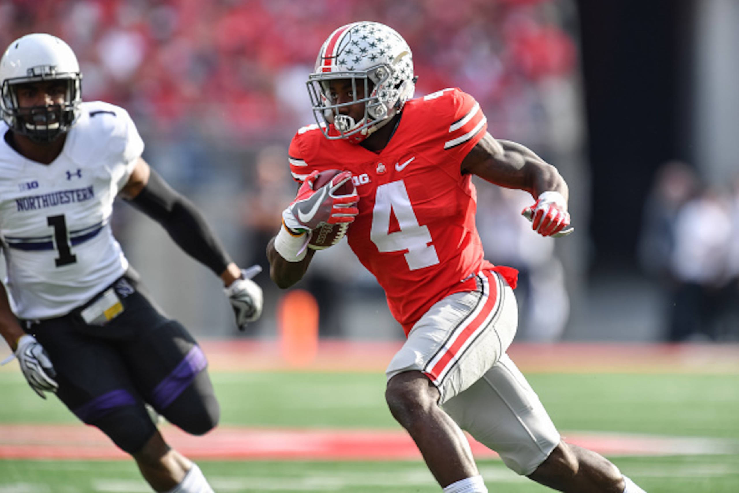 COLUMBUS, OH - OCTOBER 29: Curtis Samuel #4 of the Ohio State Buckeyes runs with the ball against the Northwestern Wildcats at Ohio Stadium on October 29, 2016 in Columbus, Ohio. (Photo by Jamie Sabau/Getty Images) COLUMBUS, OH - OCTOBER 29: Curtis Samuel #4 of the Ohio State Buckeyes runs with the ball against the Northwestern Wildcats at Ohio Stadium on October 29, 2016 in Columbus, Ohio. (Photo by Jamie Sabau/Getty Images)
