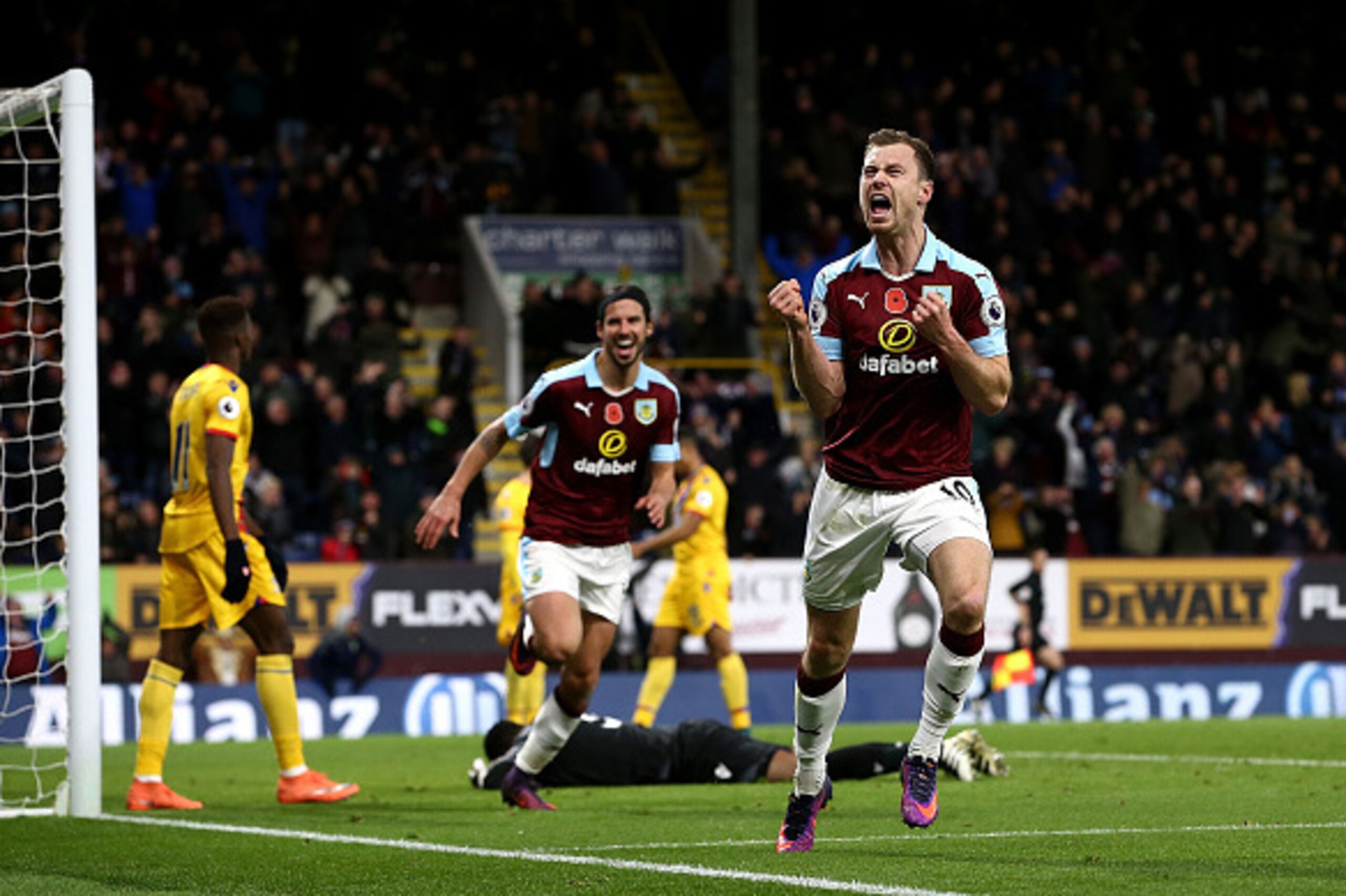BURNLEY, ENGLAND - NOVEMBER 05:  Ashley Barnes of Burnley celebrates scoring his sides third goal during the Premier League match between Burnley and Crystal Palace at Turf Moor on November 5, 2016 in Burnley, England.  (Photo by Jan Kruger/Getty Images)