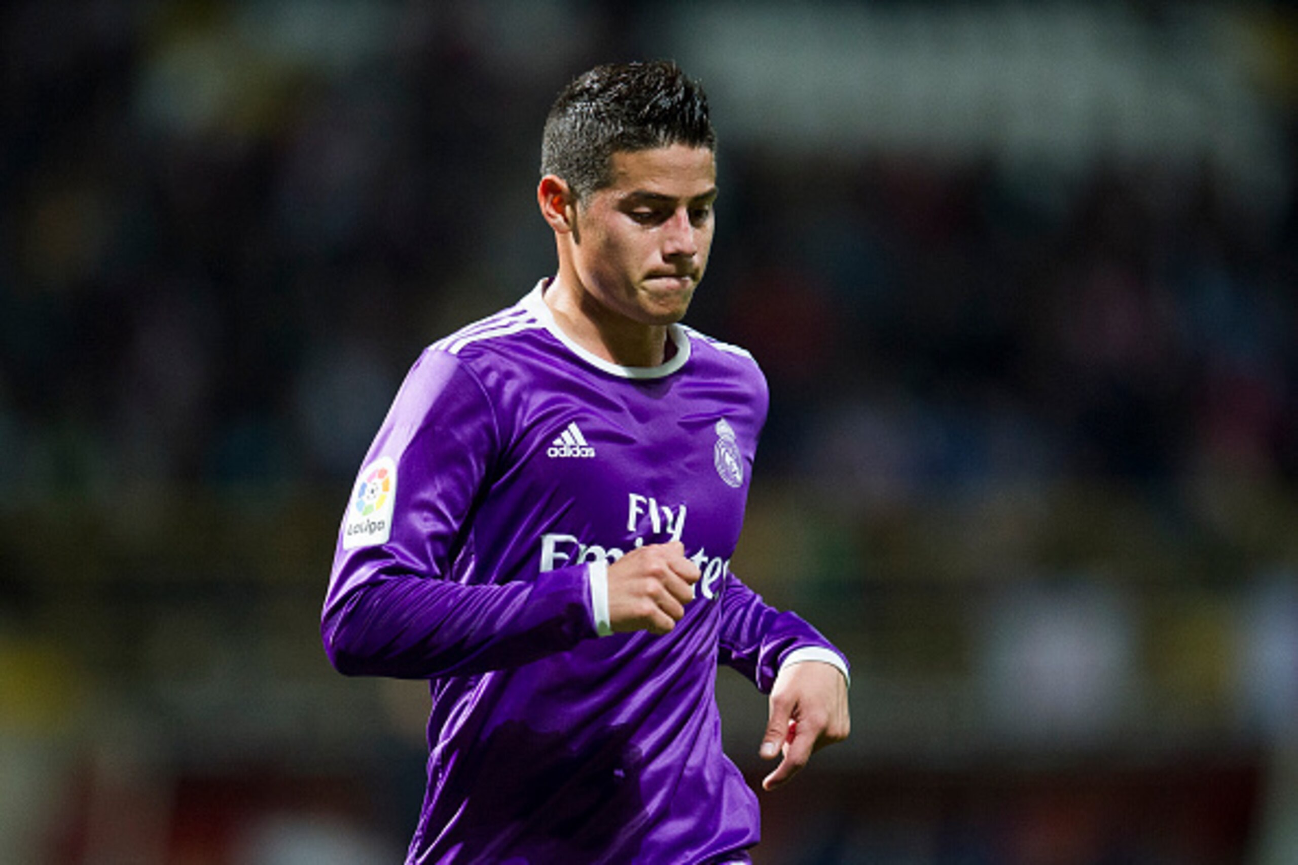 LEON, SPAIN - OCTOBER 26: James Rodriguez of Real Madrid reacts during the Copa del Rey Round of 32 match between Cultural Leonesa and Real Madrid CF at Reino de Leon Stadium on October 26, 2016 in Leon, Spain. (Photo by Juan Manuel Serrano Arce/Getty I LEON, SPAIN - OCTOBER 26: James Rodriguez of Real Madrid reacts during the Copa del Rey Round of 32 match between Cultural Leonesa and Real Madrid CF at Reino de Leon Stadium on October 26, 2016 in Leon, Spain. (Photo by Juan Manuel Serrano Arce/Getty I